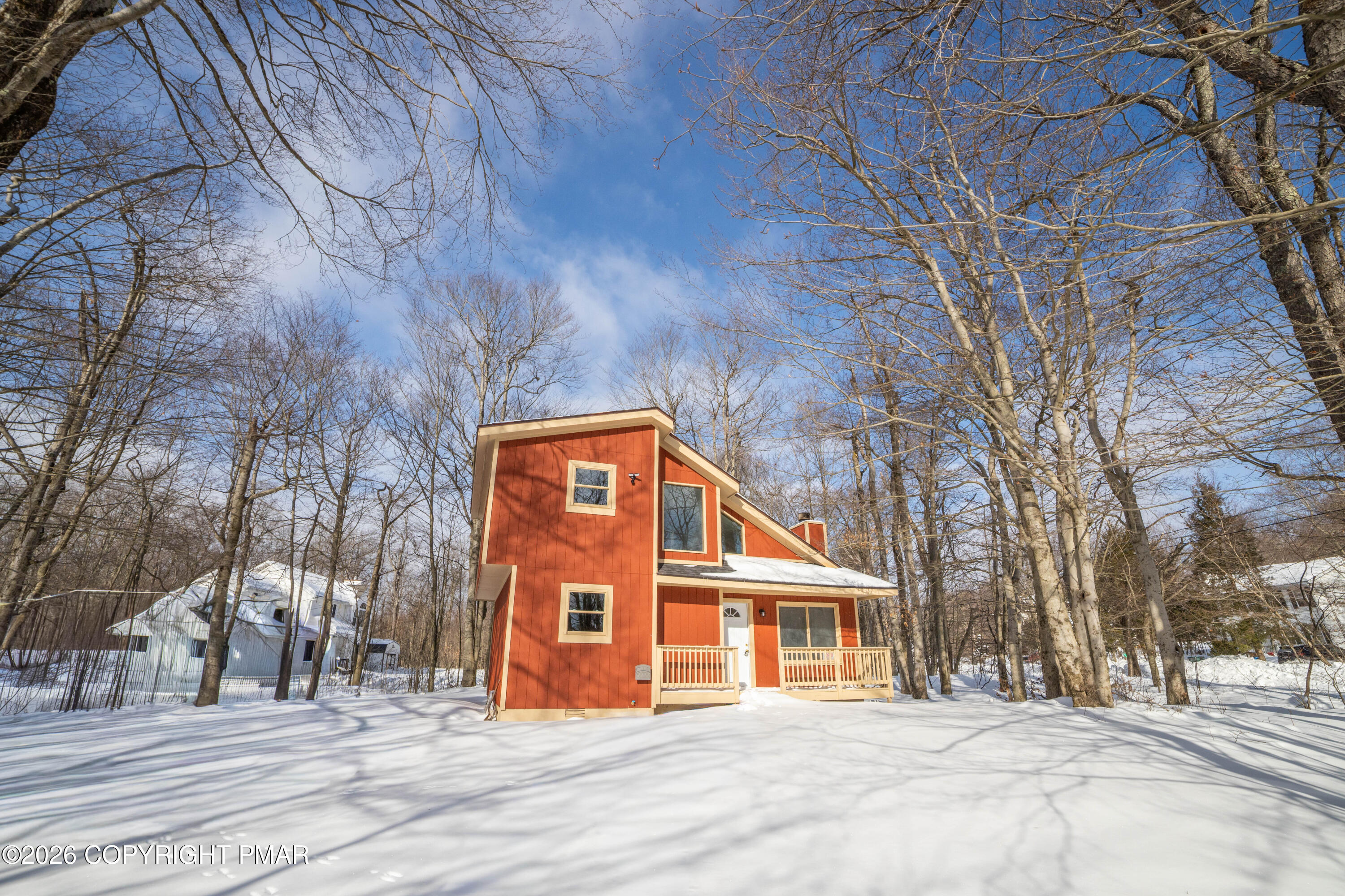 9640 Stony Hollow Drive Property Photo 4