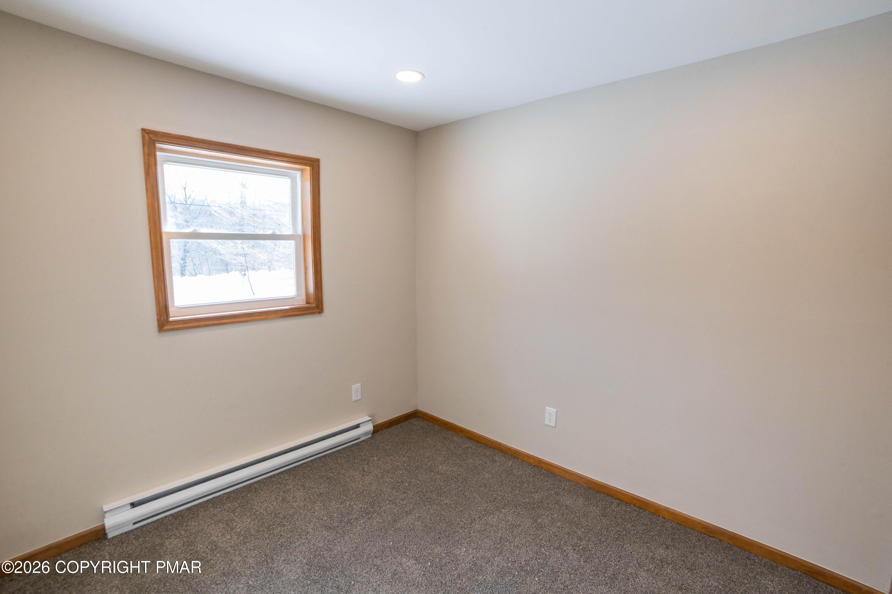9640 Stony Hollow Drive Property Photo 16