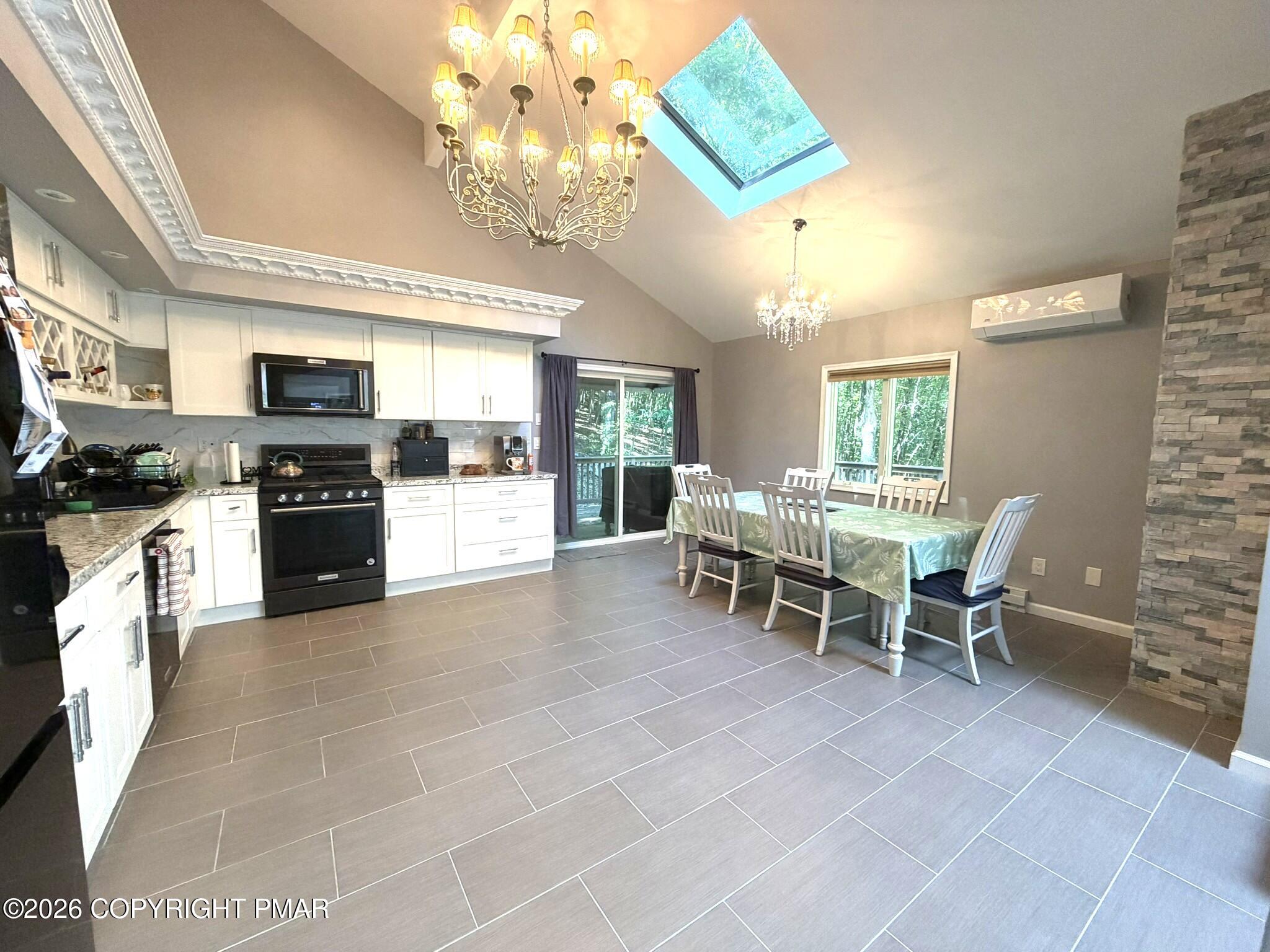 3108 Cherry Ridge Road Property Photo 12
