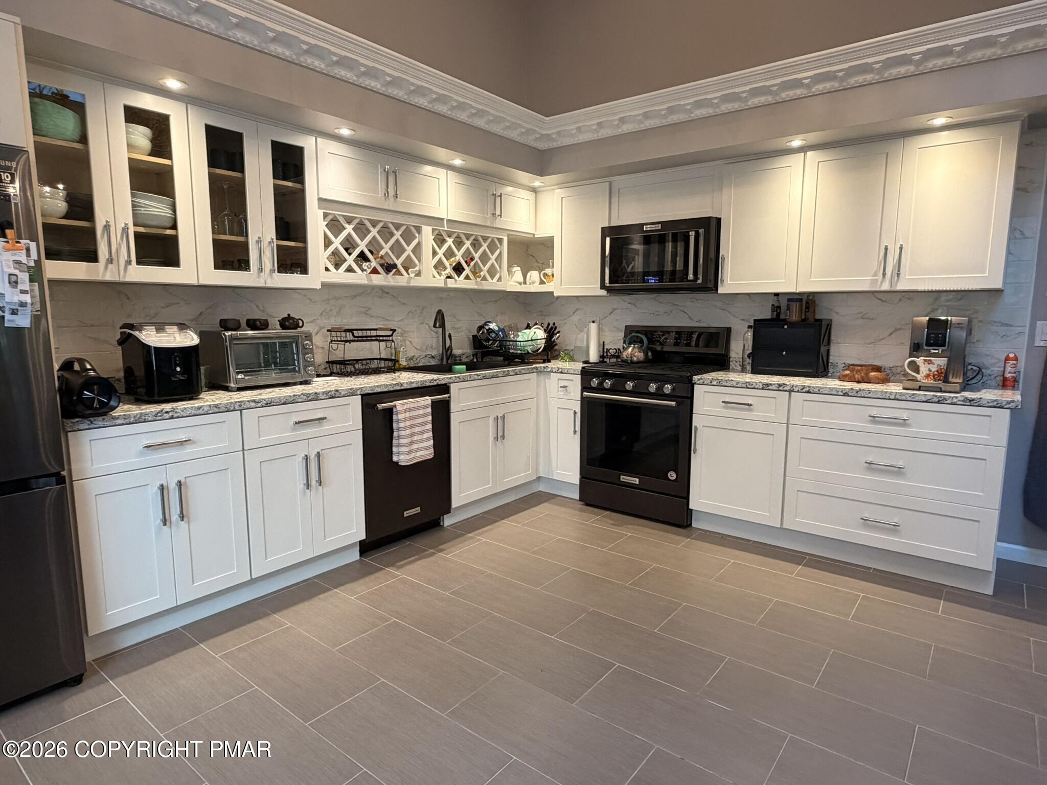 3108 Cherry Ridge Road Property Photo 16