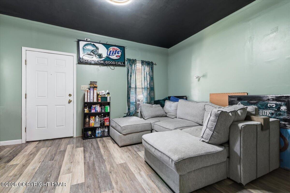 215 Lehigh Avenue Property Photo 3