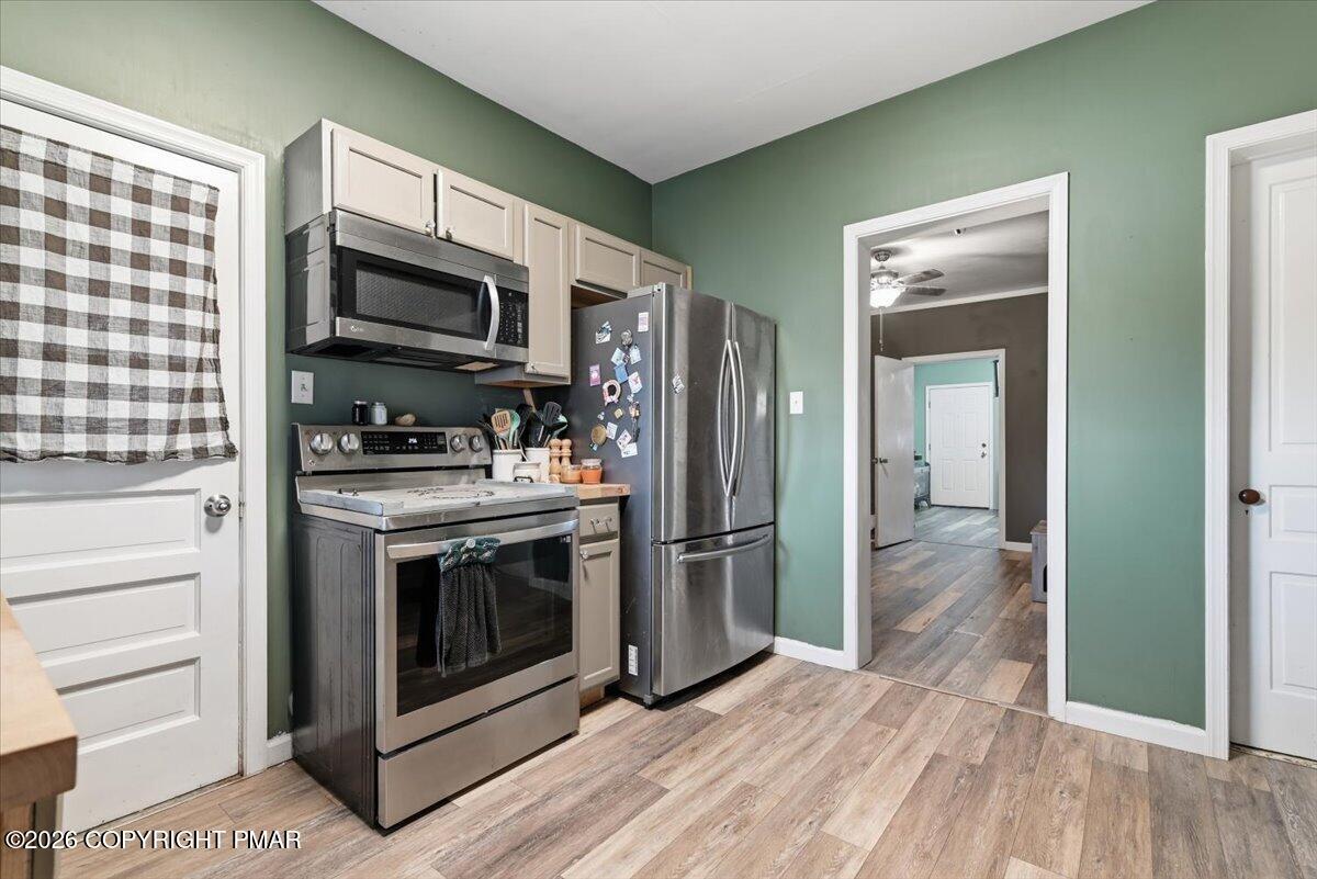 215 Lehigh Avenue Property Photo 10