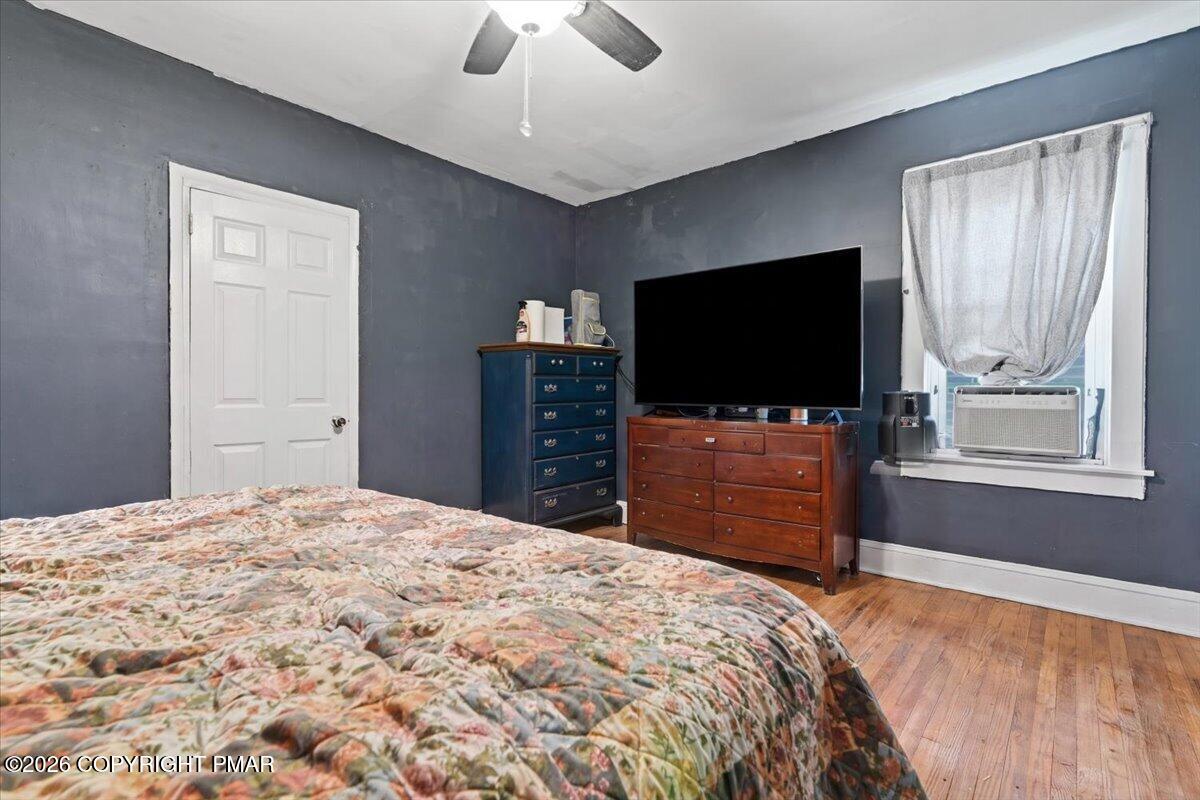 215 Lehigh Avenue Property Photo 15