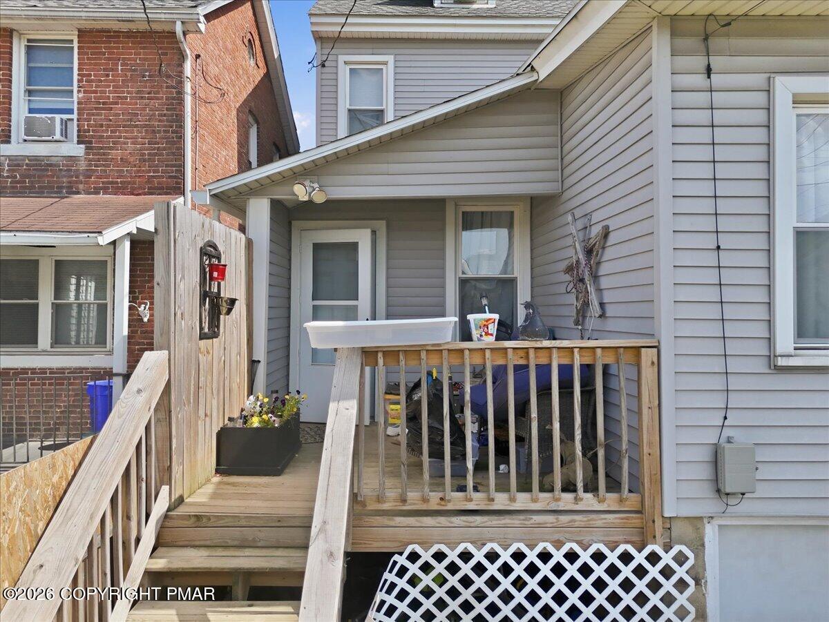 215 Lehigh Avenue Property Photo 20