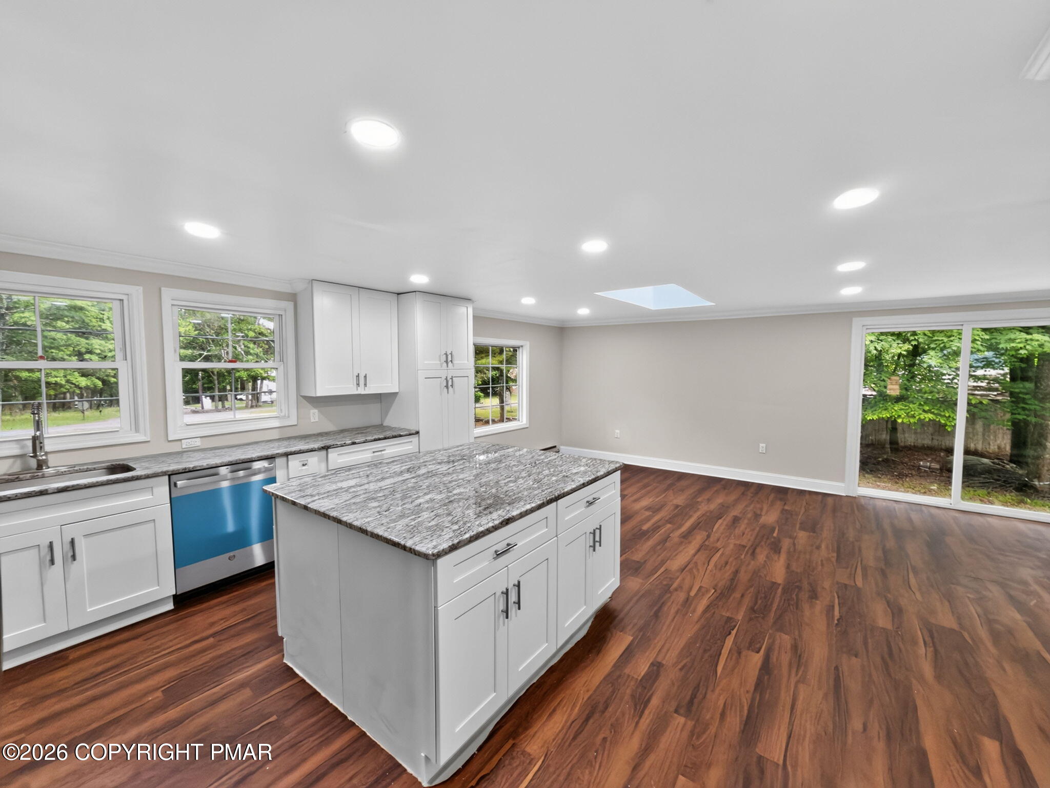 229 Pocono Boulevard Property Photo 6