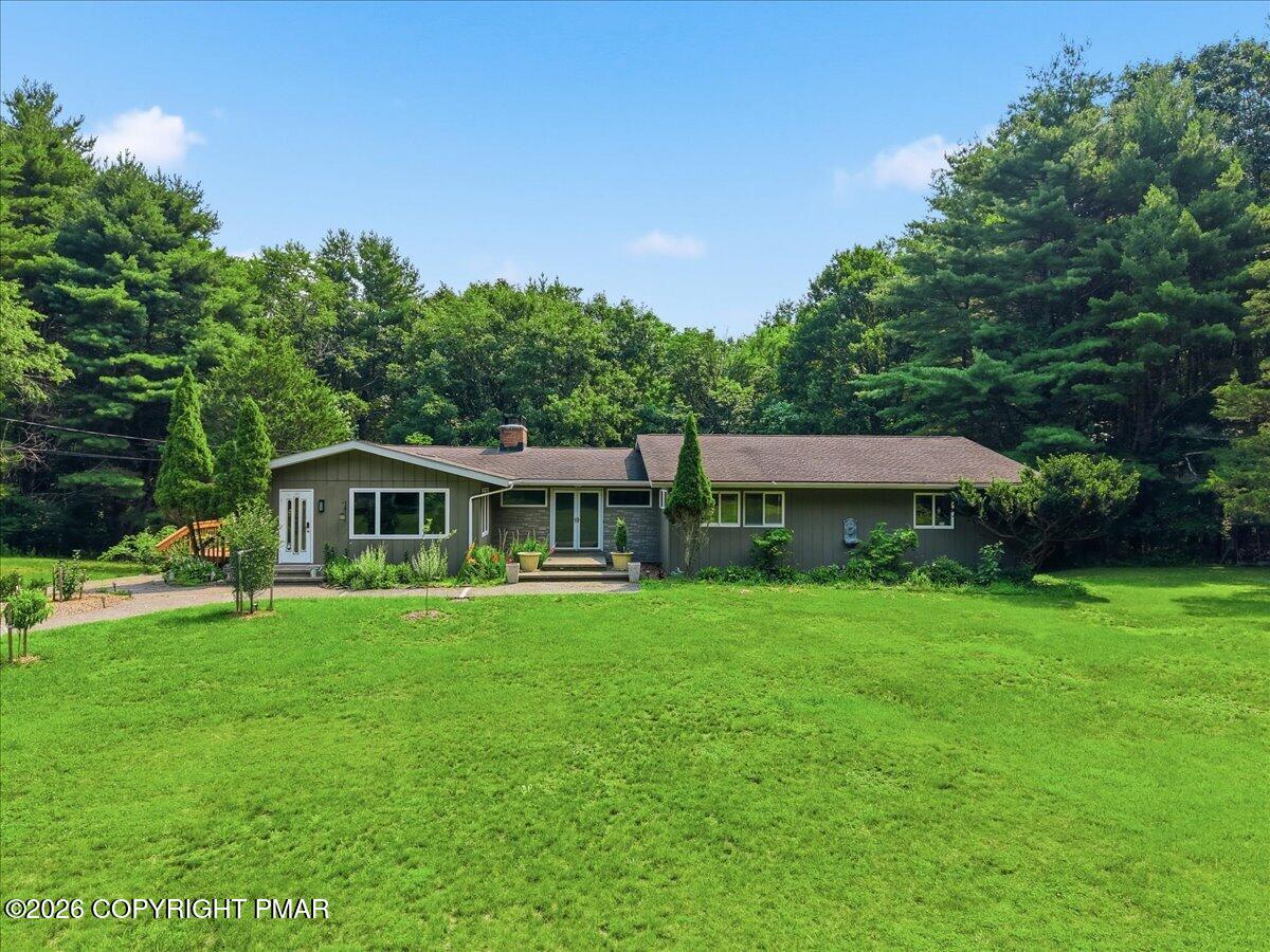 787 Polk Valley Road Property Photo 4