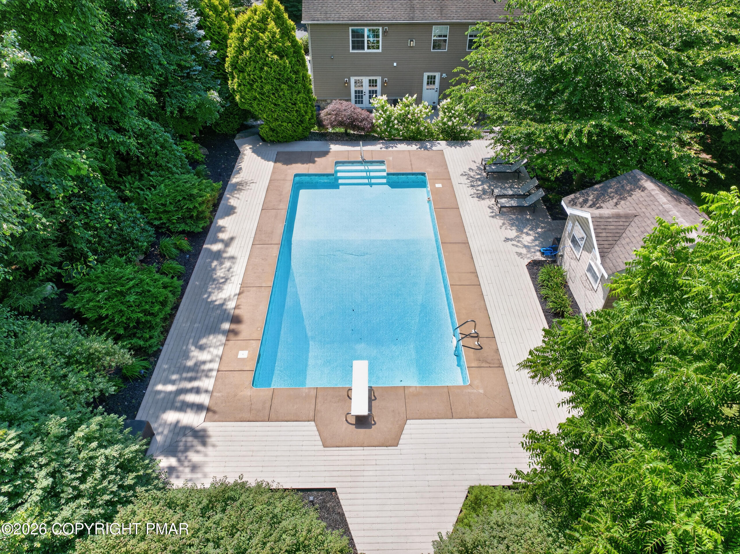 121 Chatham Hill Road Property Photo 3