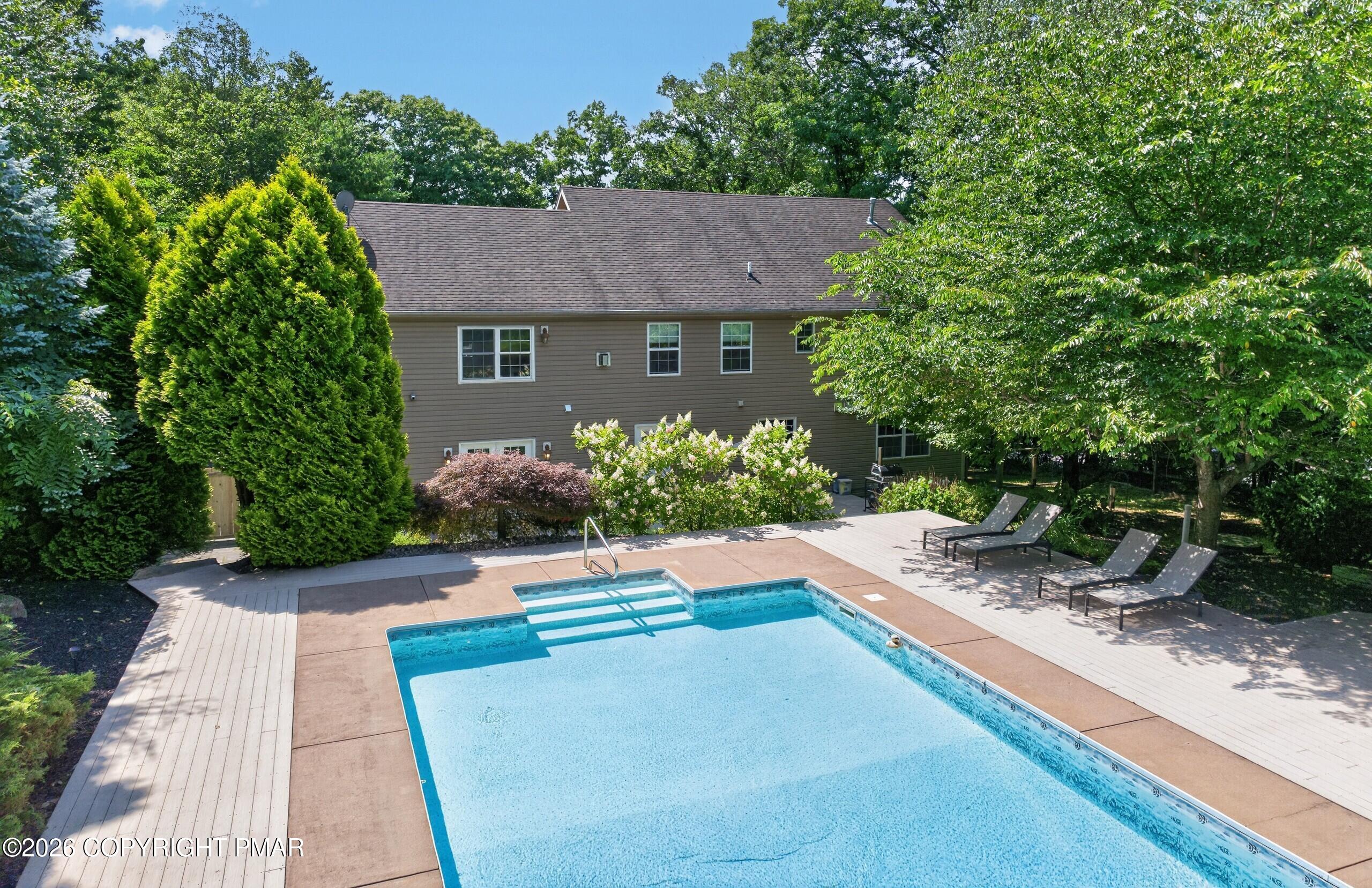 121 Chatham Hill Road Property Photo 4