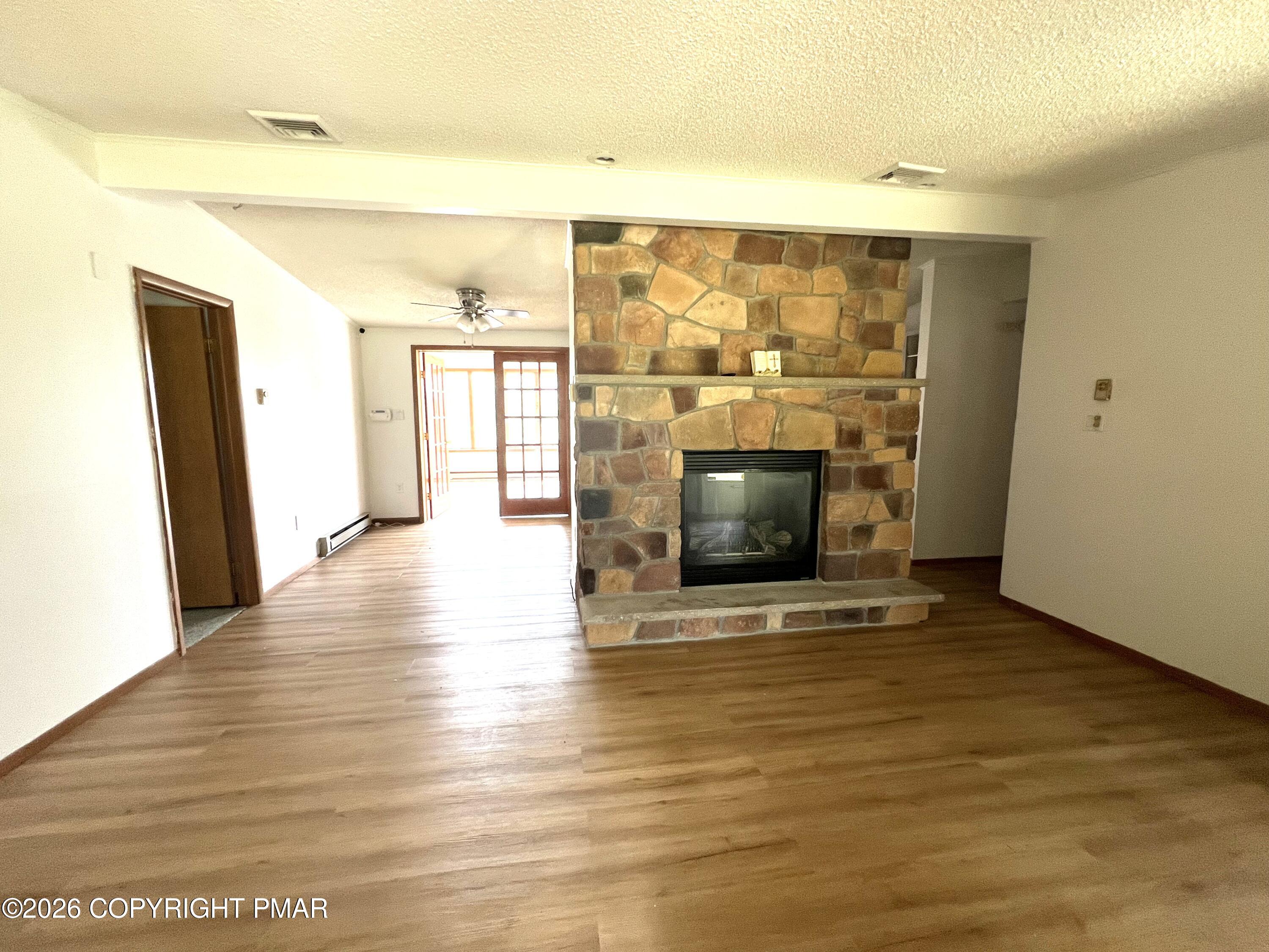 200 Dogwood Terrace Property Photo 6