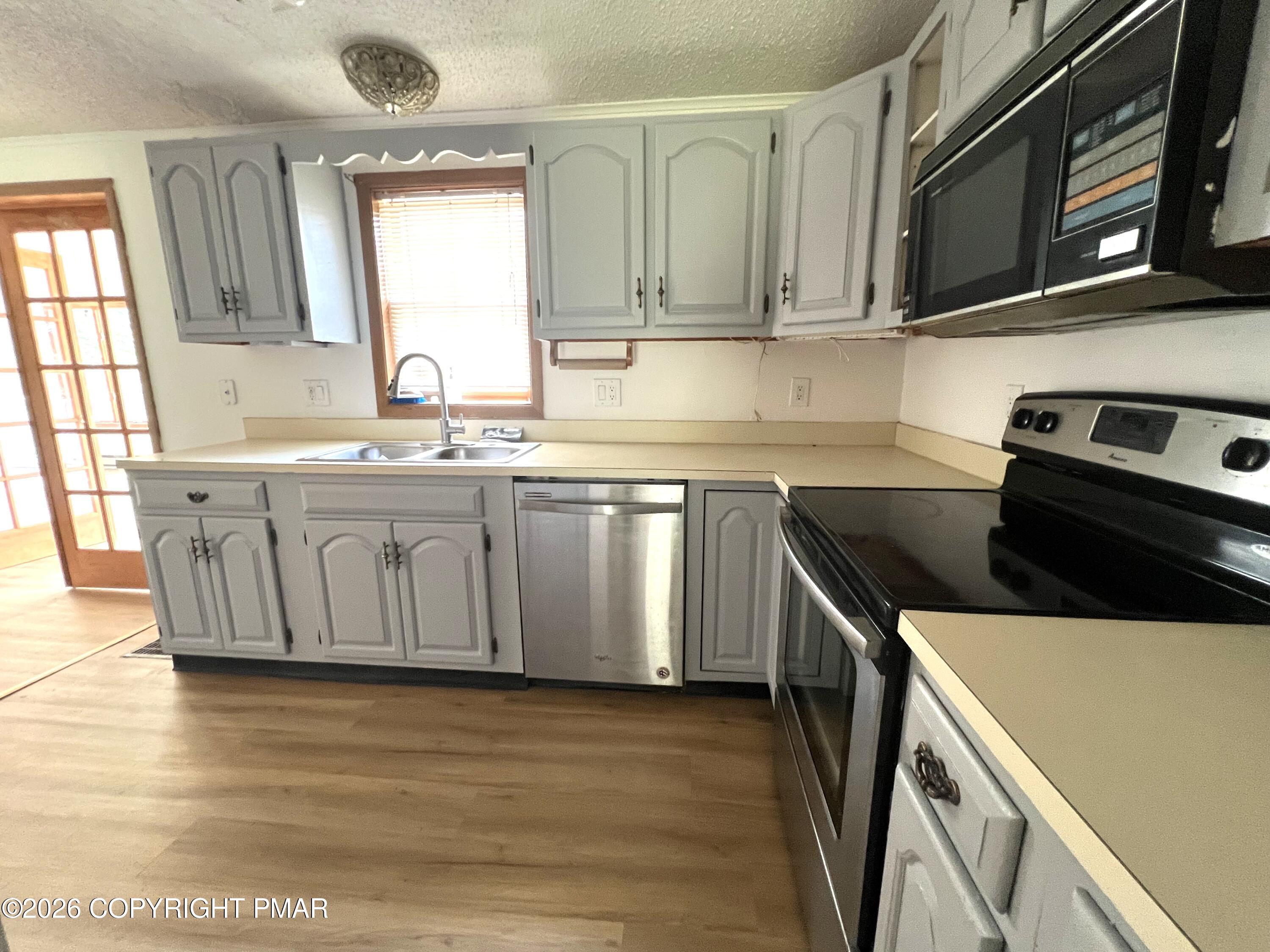 200 Dogwood Terrace Property Photo 10