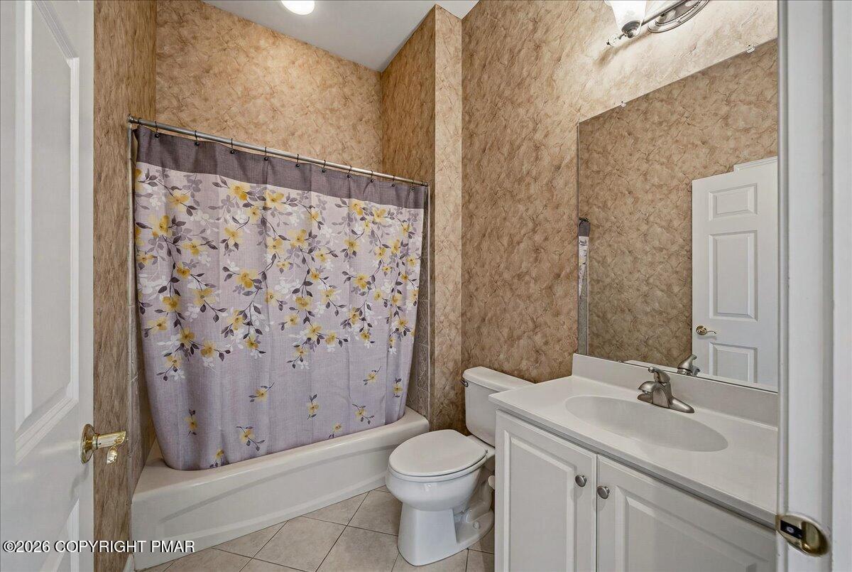 539 Tournament Court Property Photo 9