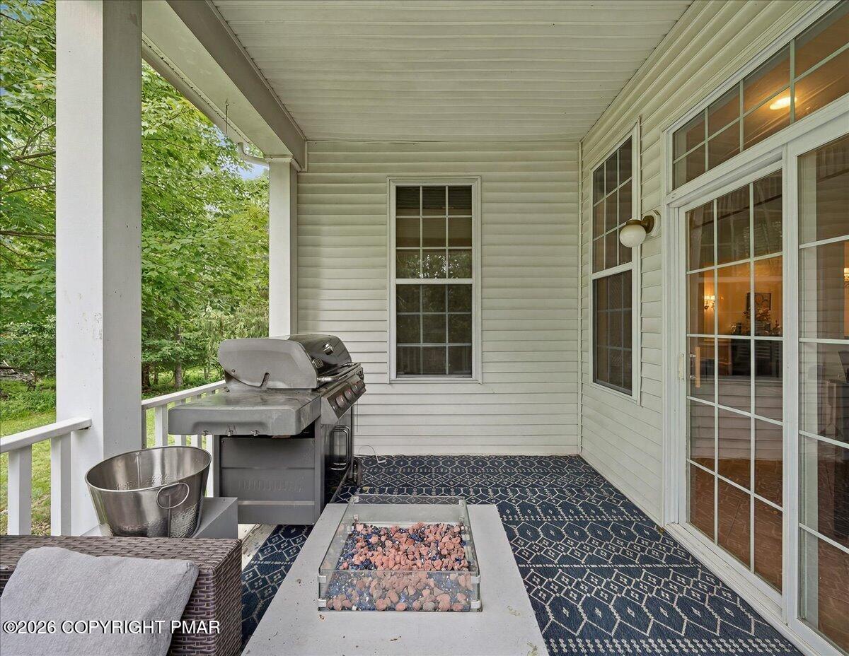 539 Tournament Court Property Photo 28