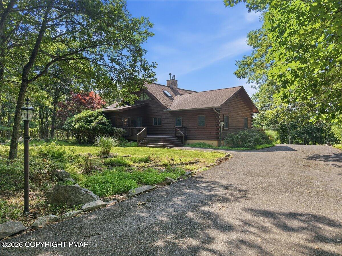 14 E Point Road Property Photo 2