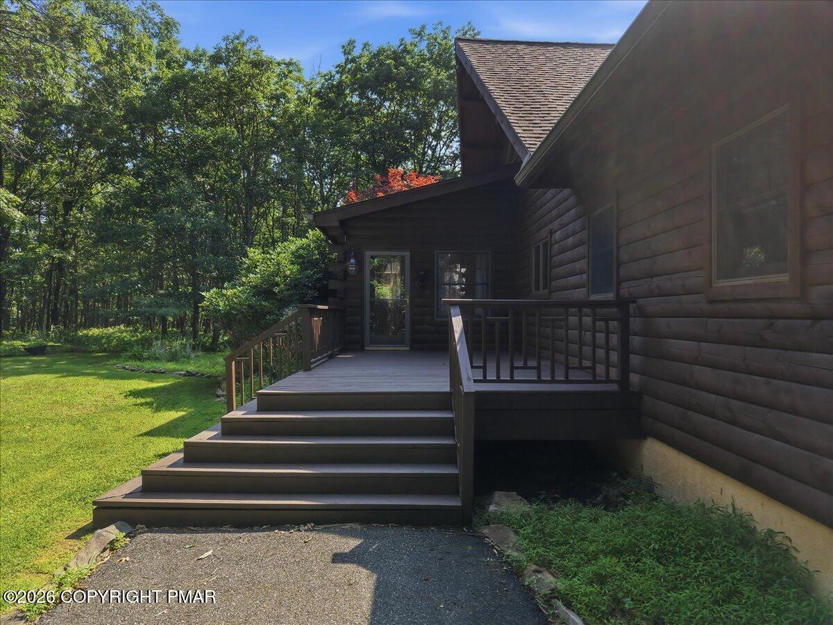 14 E Point Road Property Photo 5