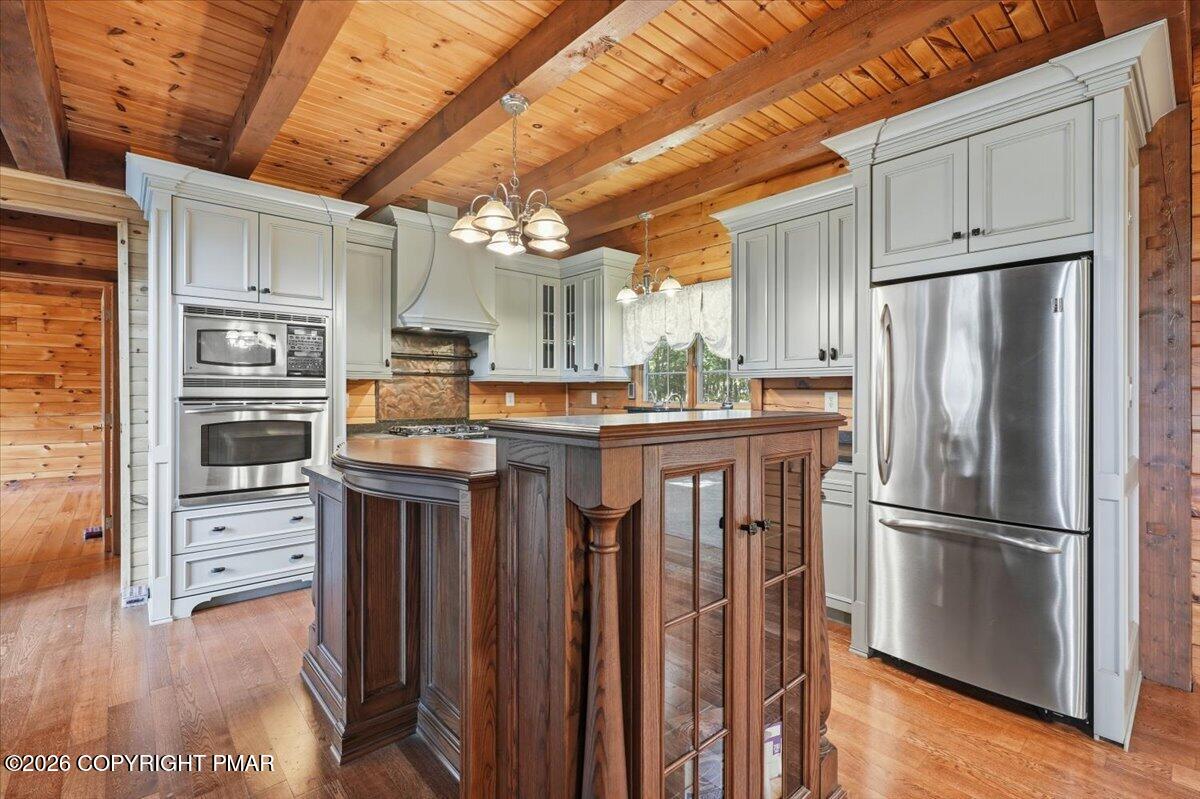 14 E Point Road Property Photo 16