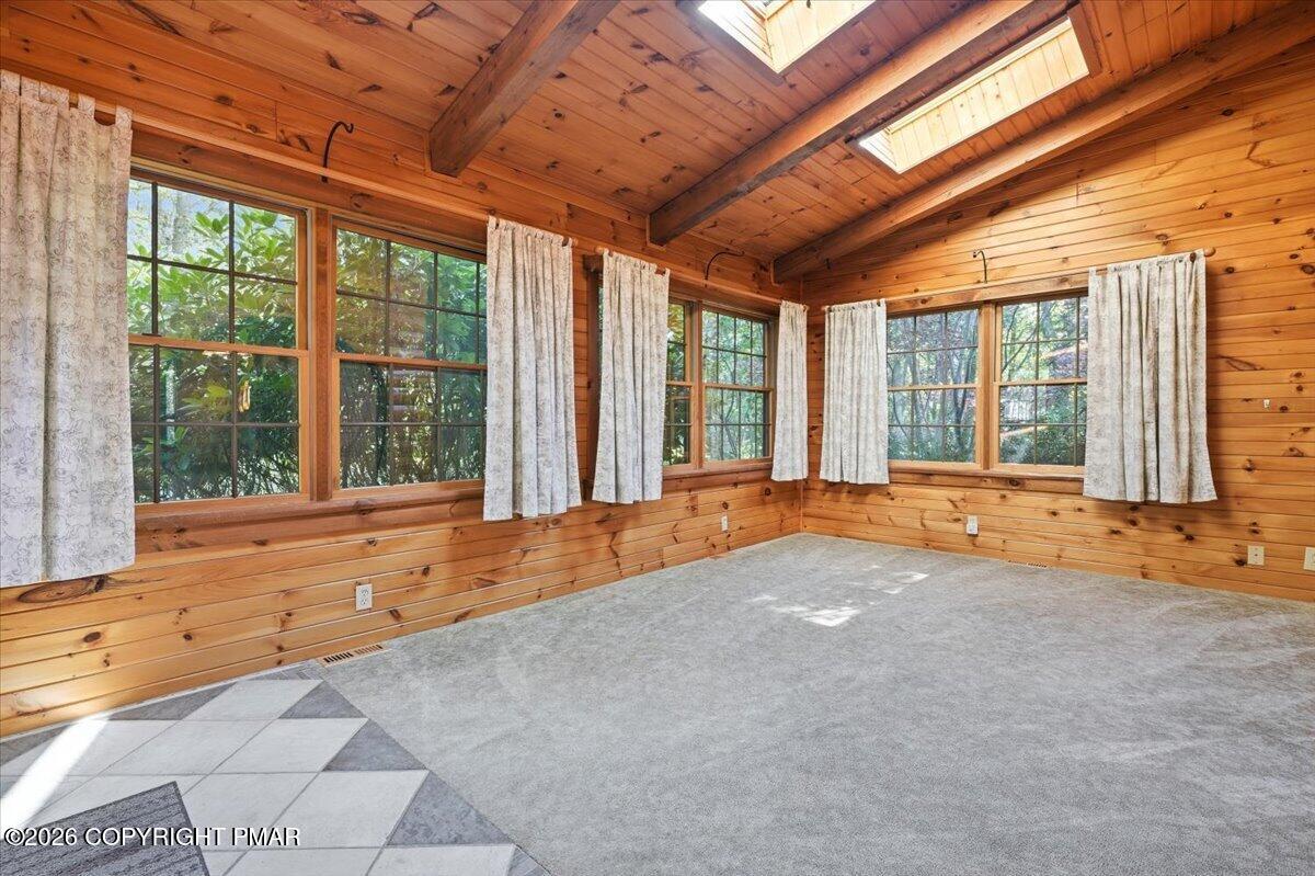 14 E Point Road Property Photo 24