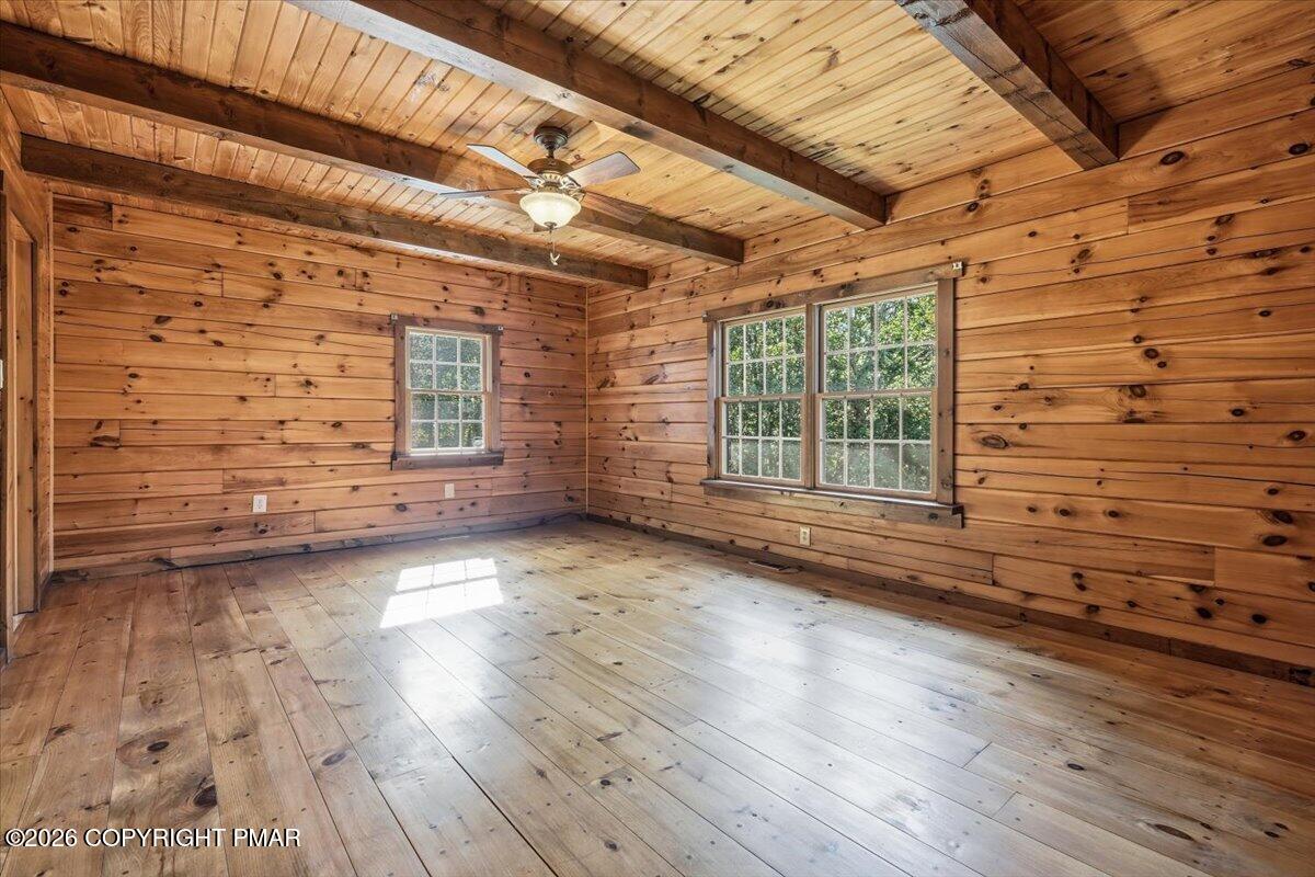 14 E Point Road Property Photo 27