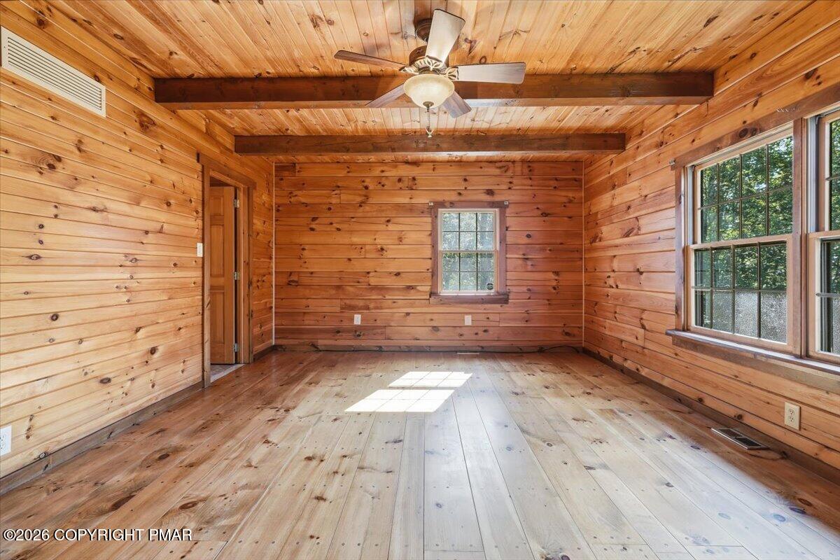 14 E Point Road Property Photo 28