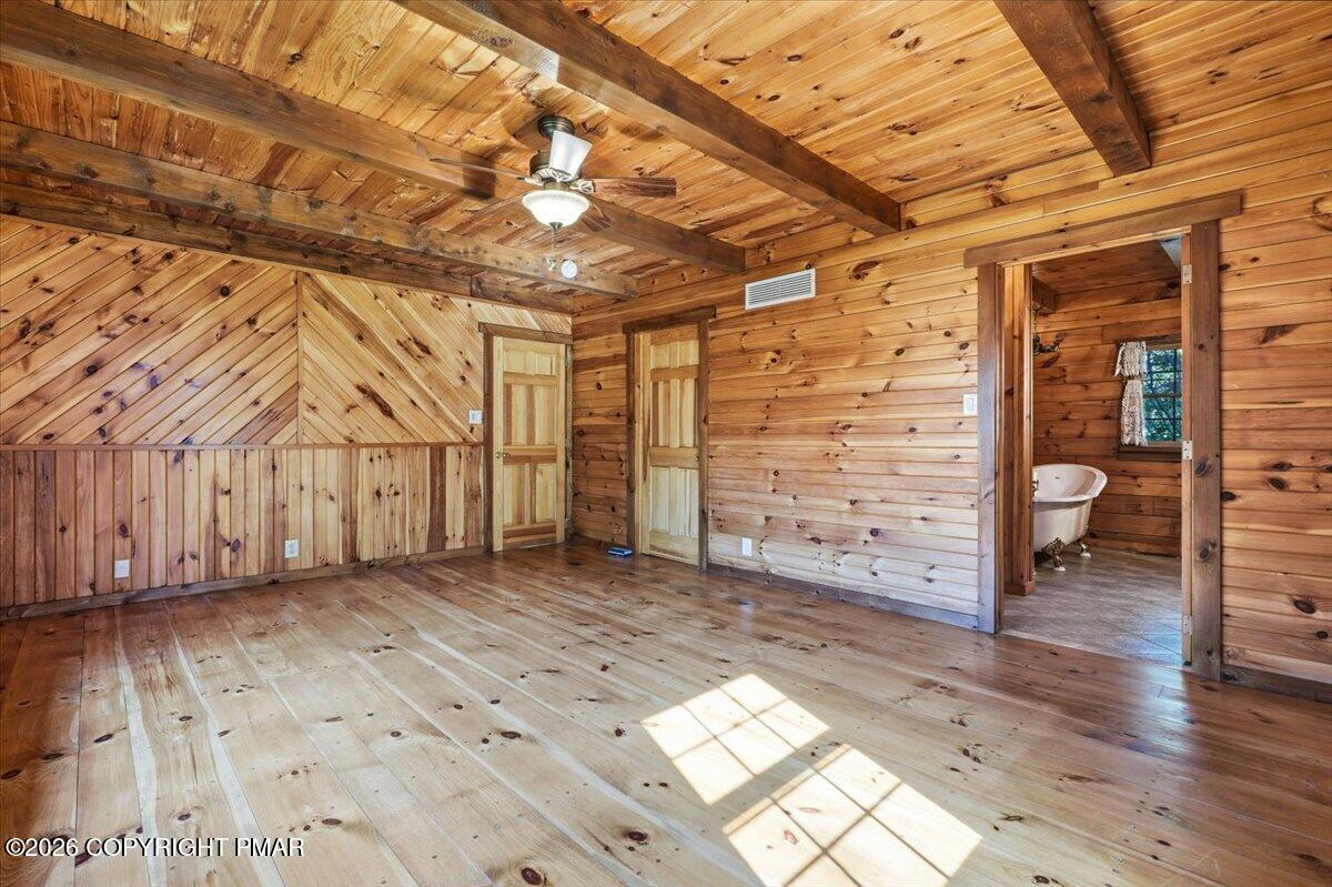 14 E Point Road Property Photo 29