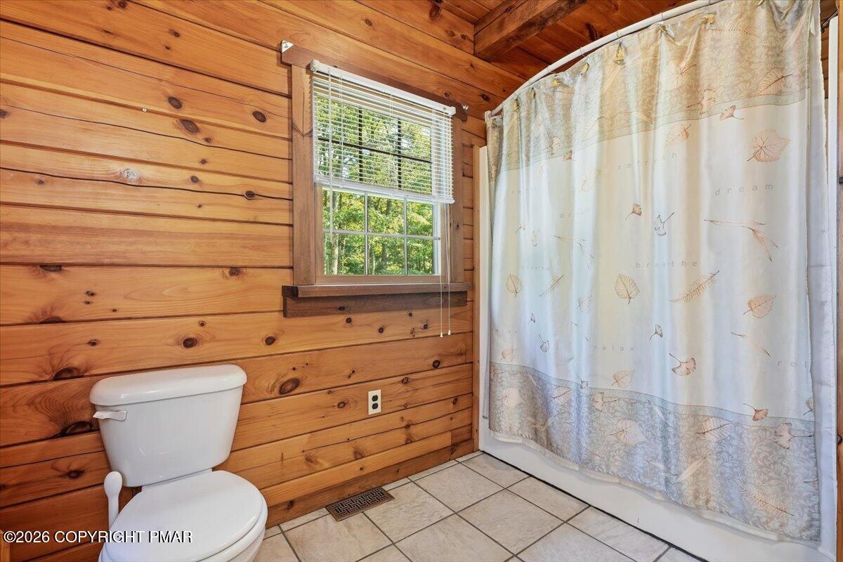 14 E Point Road Property Photo 36