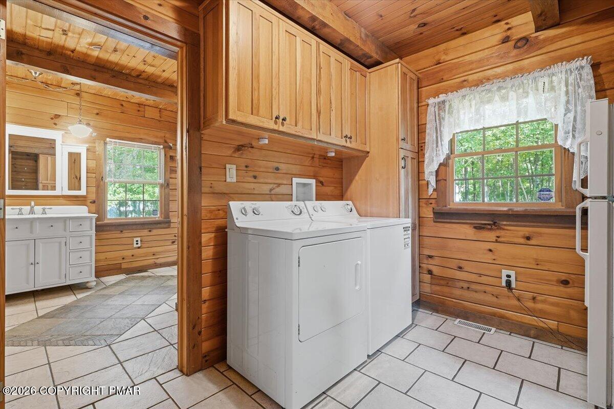14 E Point Road Property Photo 53