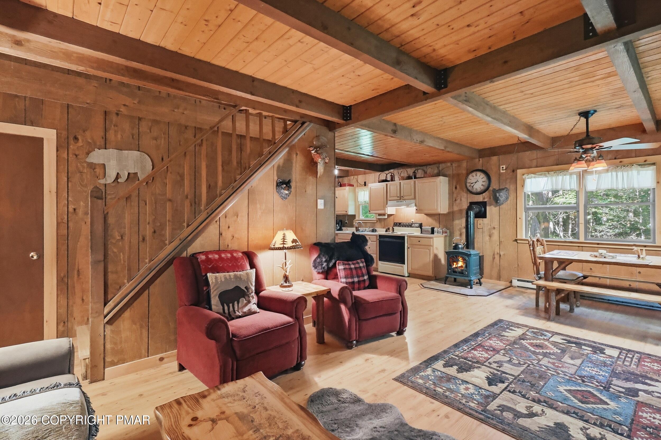 13 Larch Trail Property Photo 6