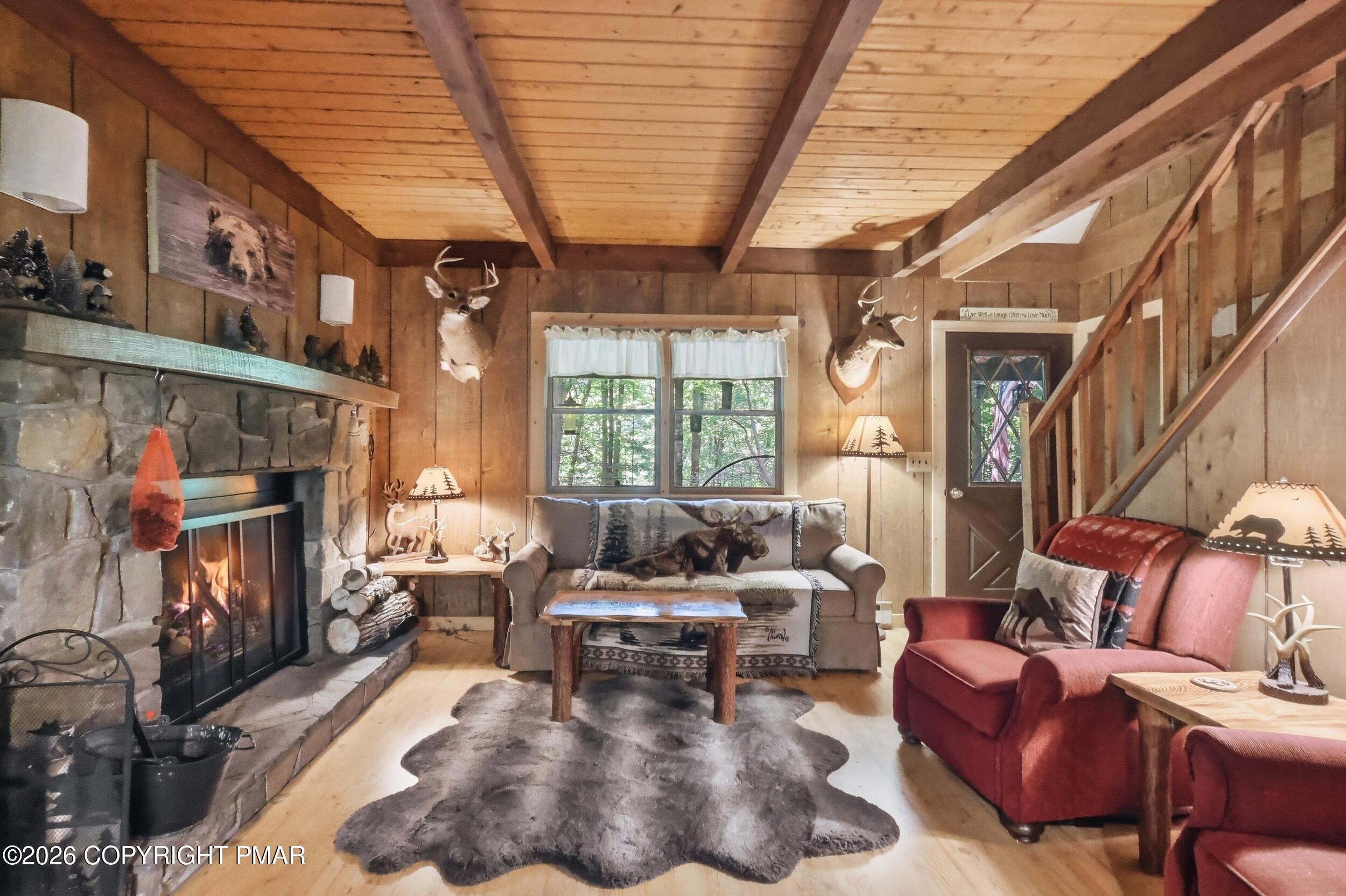 13 Larch Trail Property Photo 8