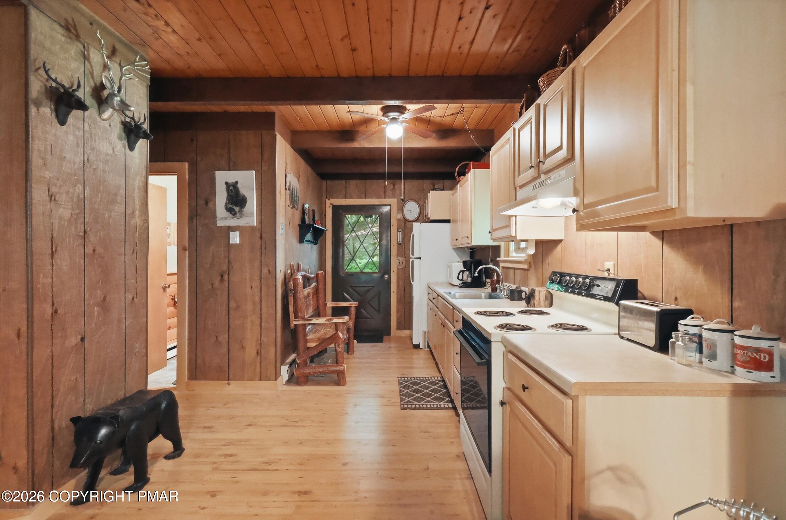 13 Larch Trail Property Photo 15