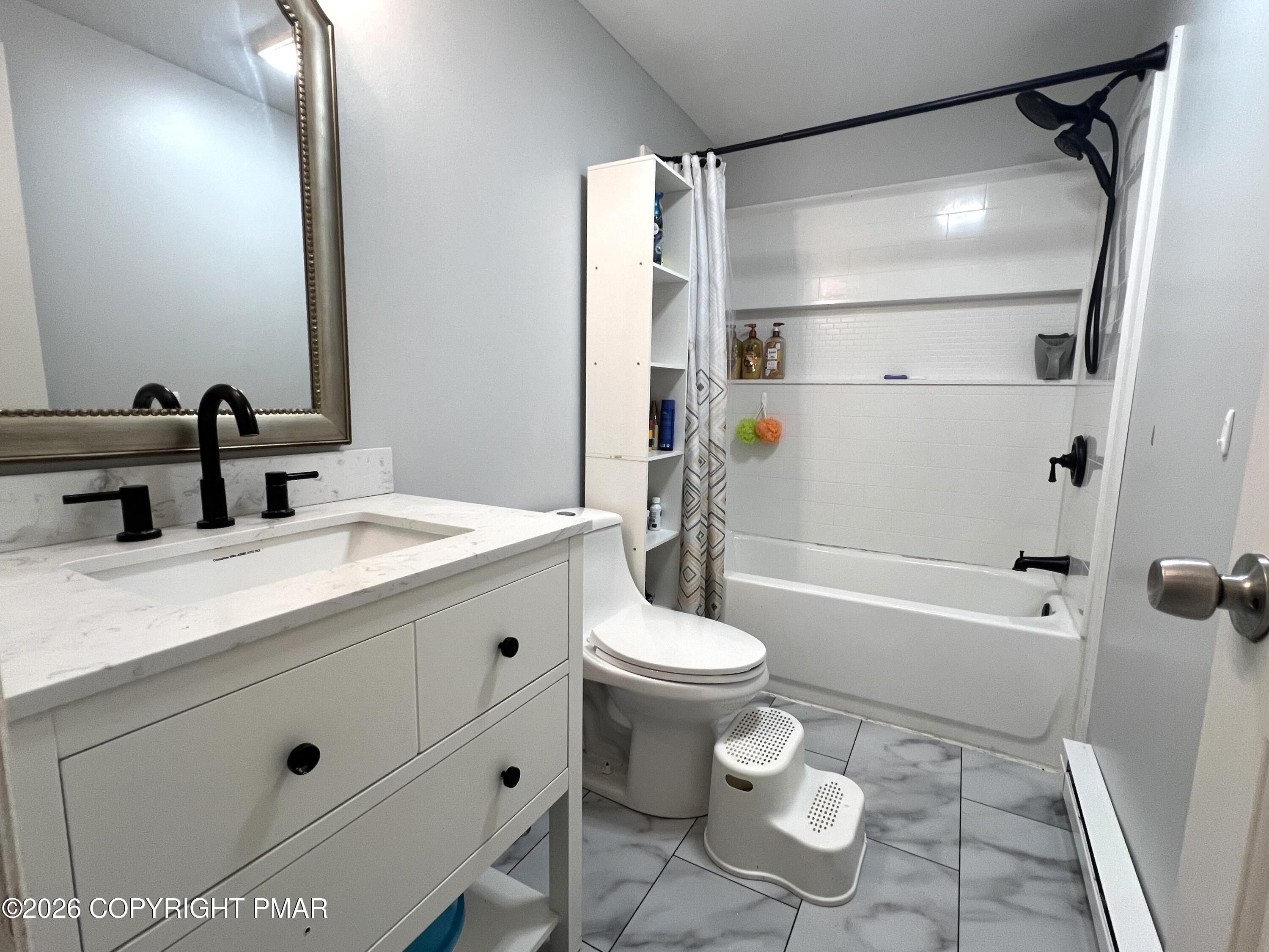 2215 Yellowstone Drive Property Photo 13