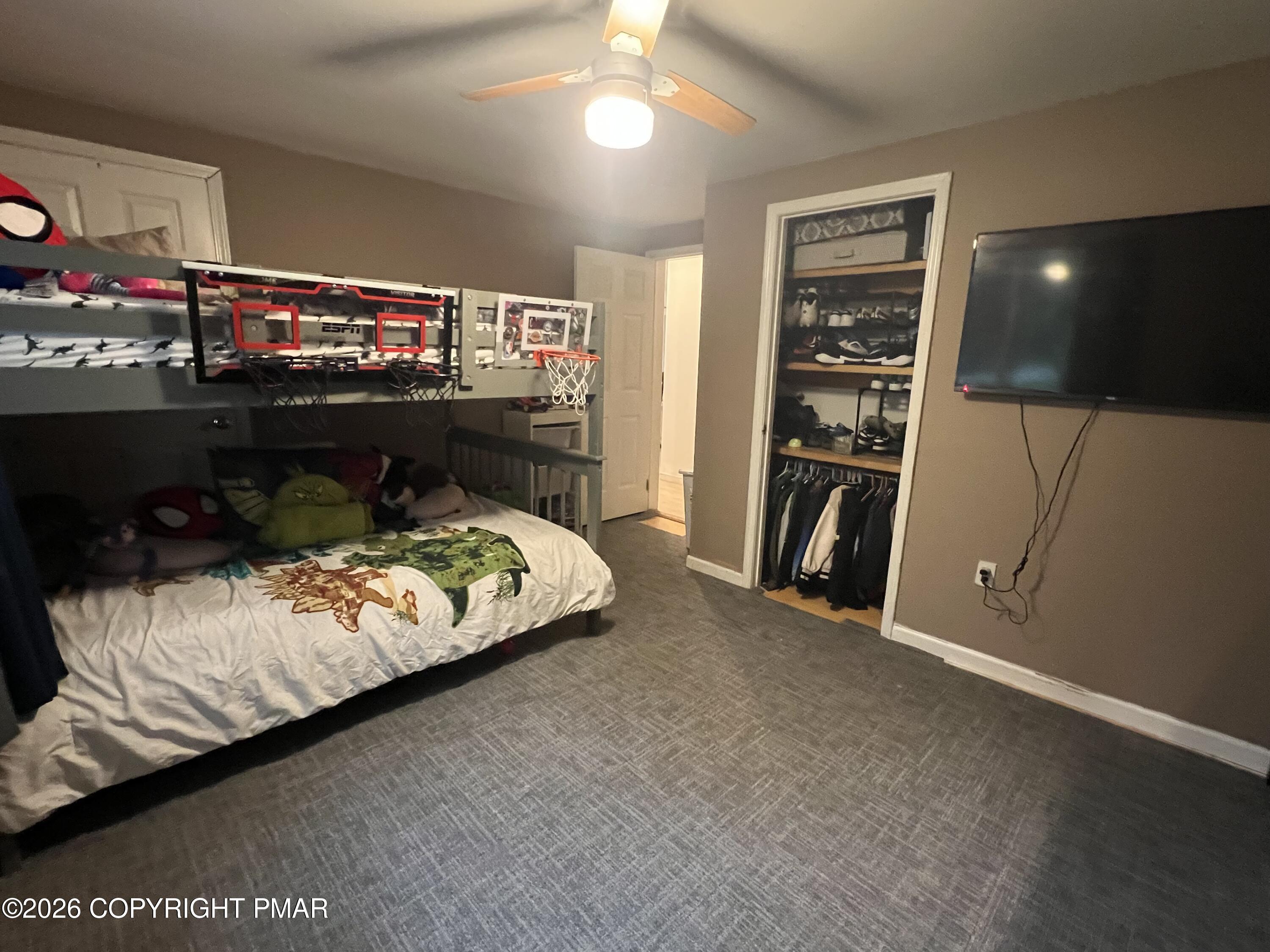 2215 Yellowstone Drive Property Photo 16