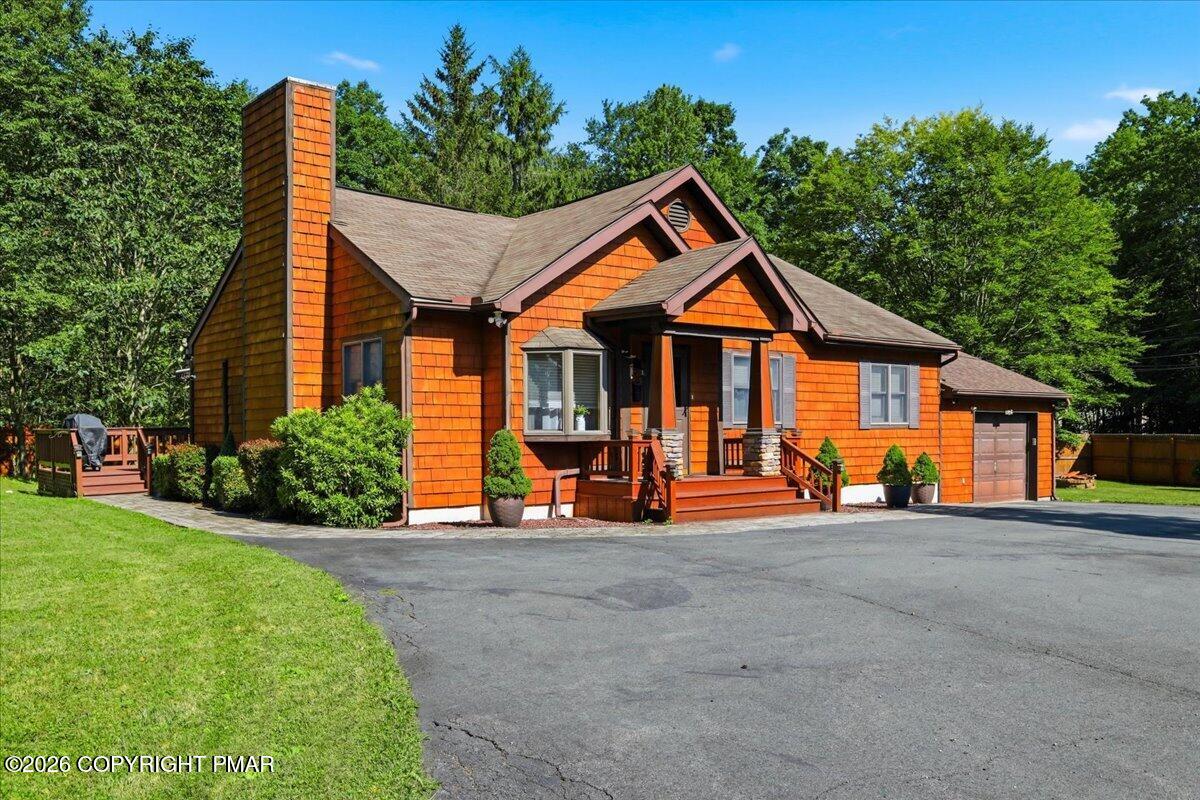 1100 Blackberry Road Property Photo 1