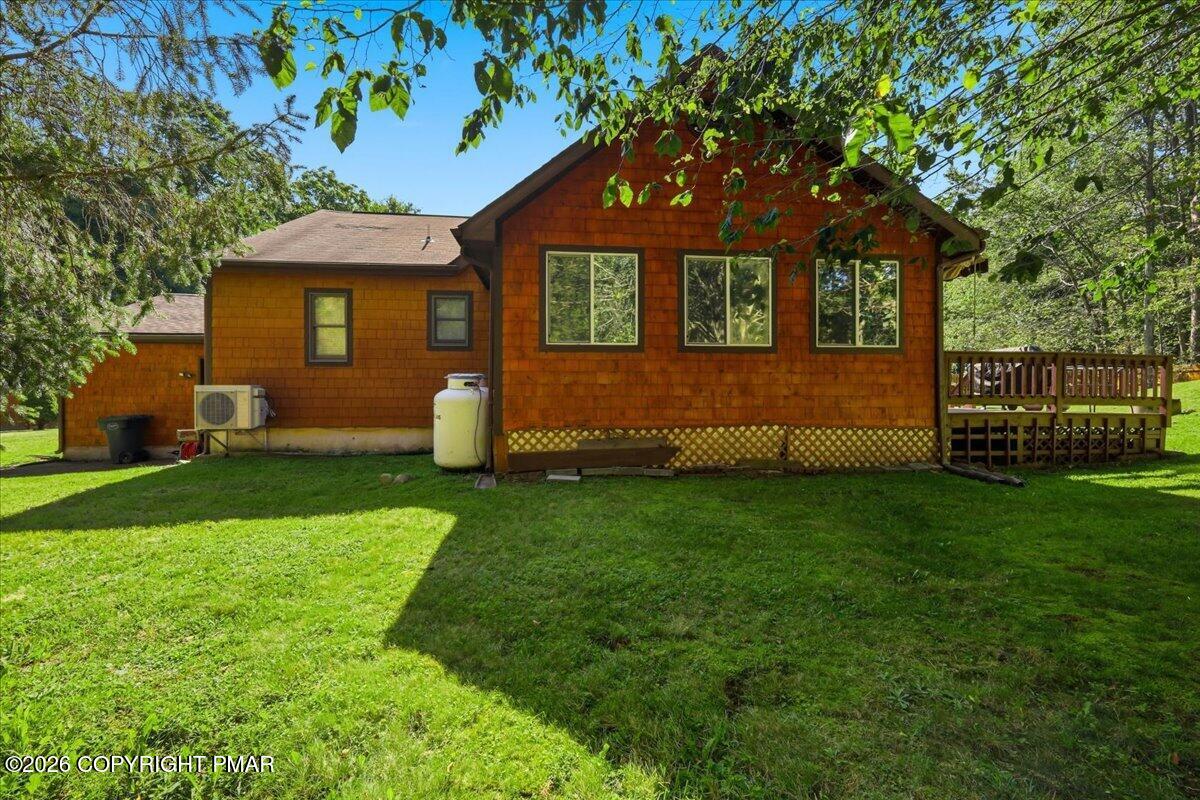 1100 Blackberry Road Property Photo 12