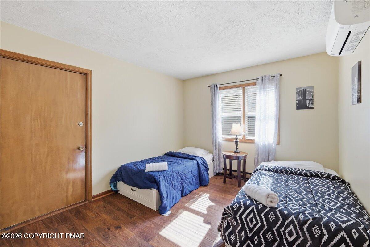1100 Blackberry Road Property Photo 35