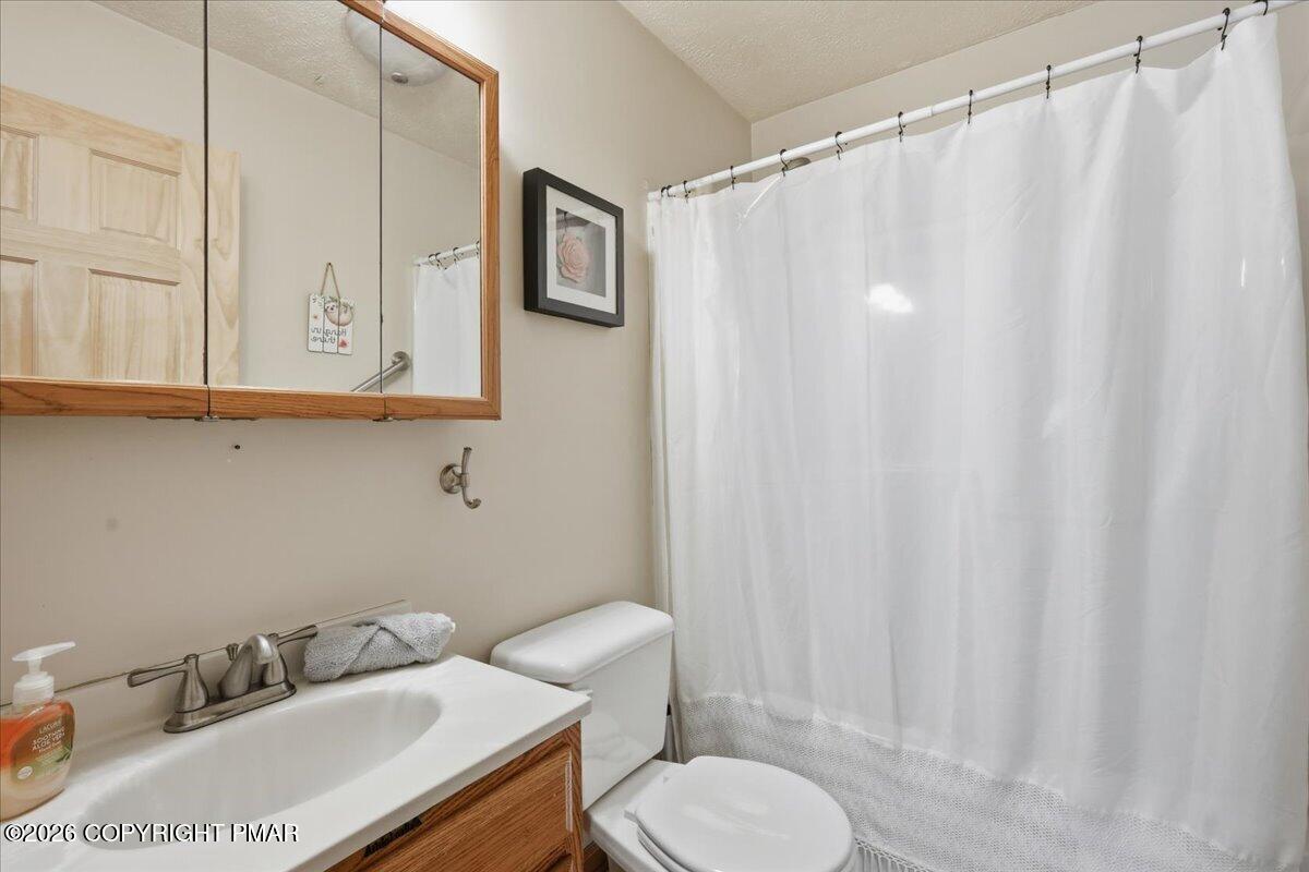 1100 Blackberry Road Property Photo 36