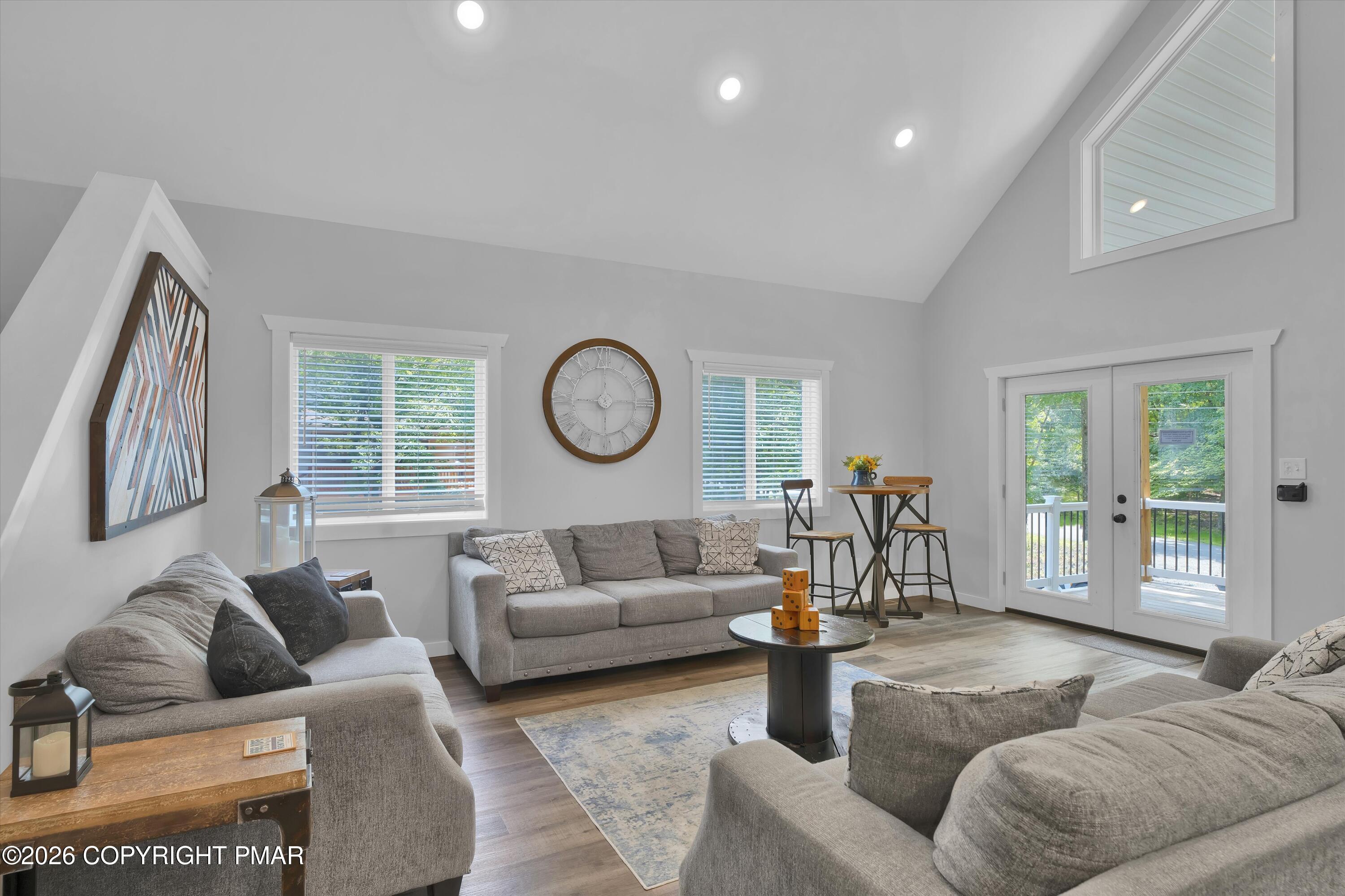 139 Lucretius Trail Property Photo 8