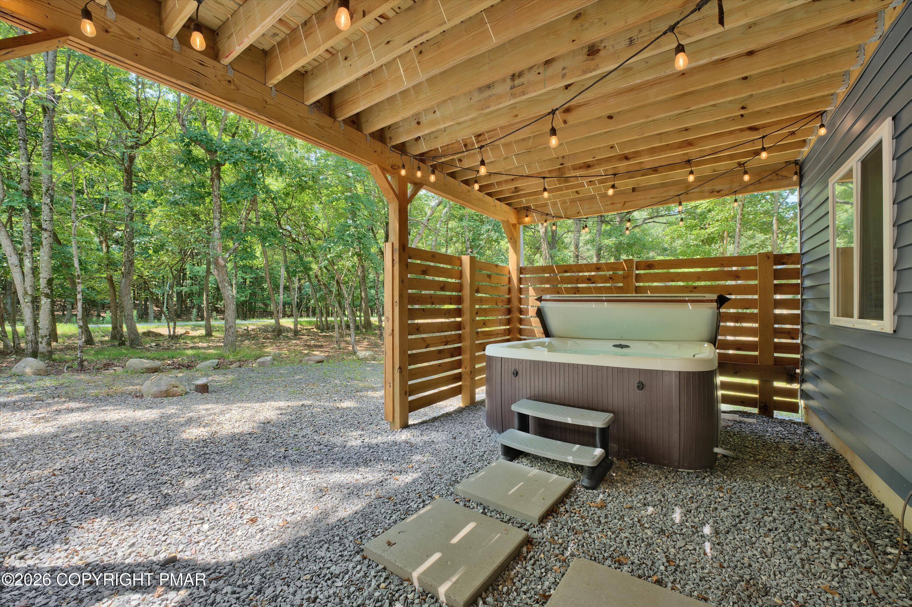 139 Lucretius Trail Property Photo 49