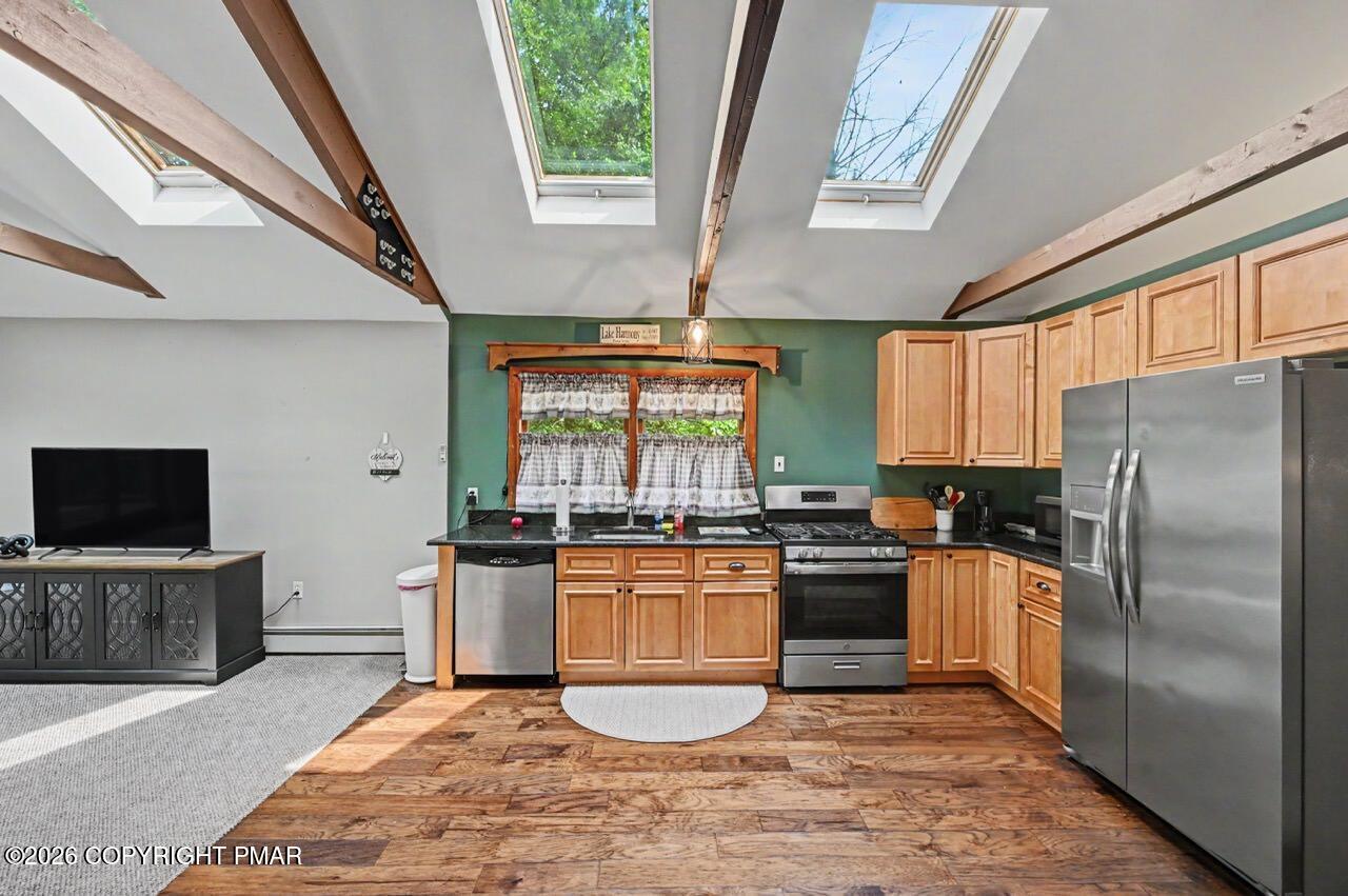 27 W Fern Street Property Photo 5