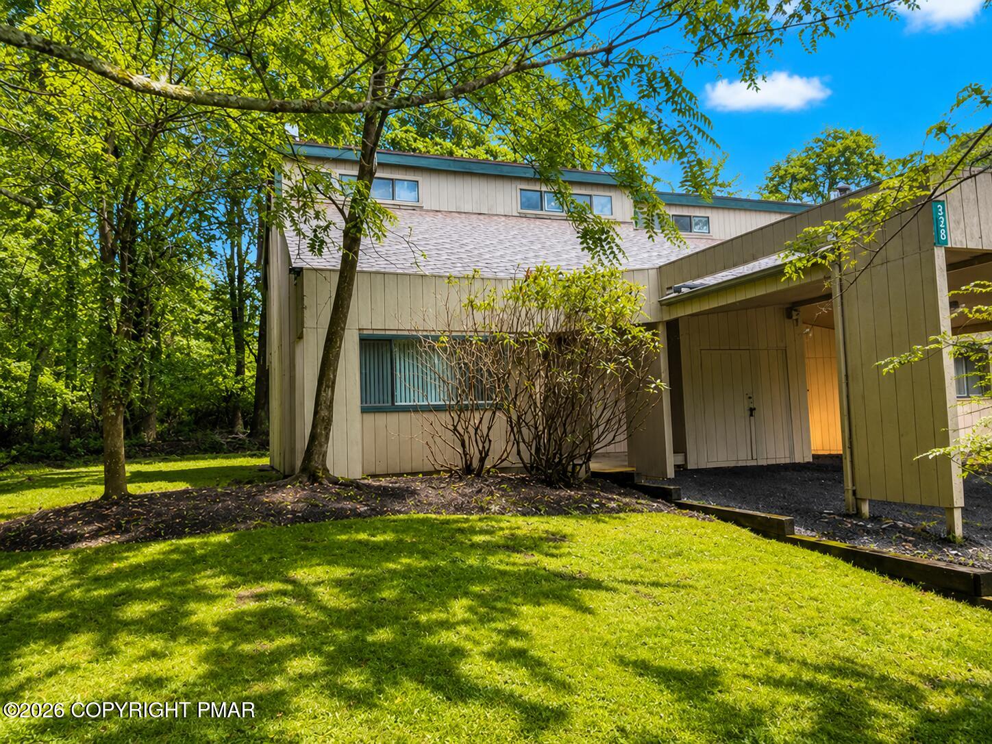 238 Evergreen Court Property Photo 1
