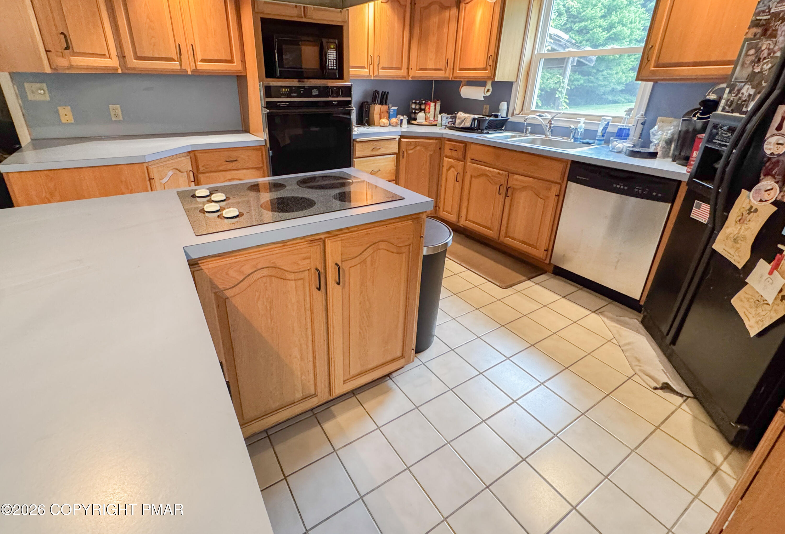 1970 Forest Street Property Photo 7