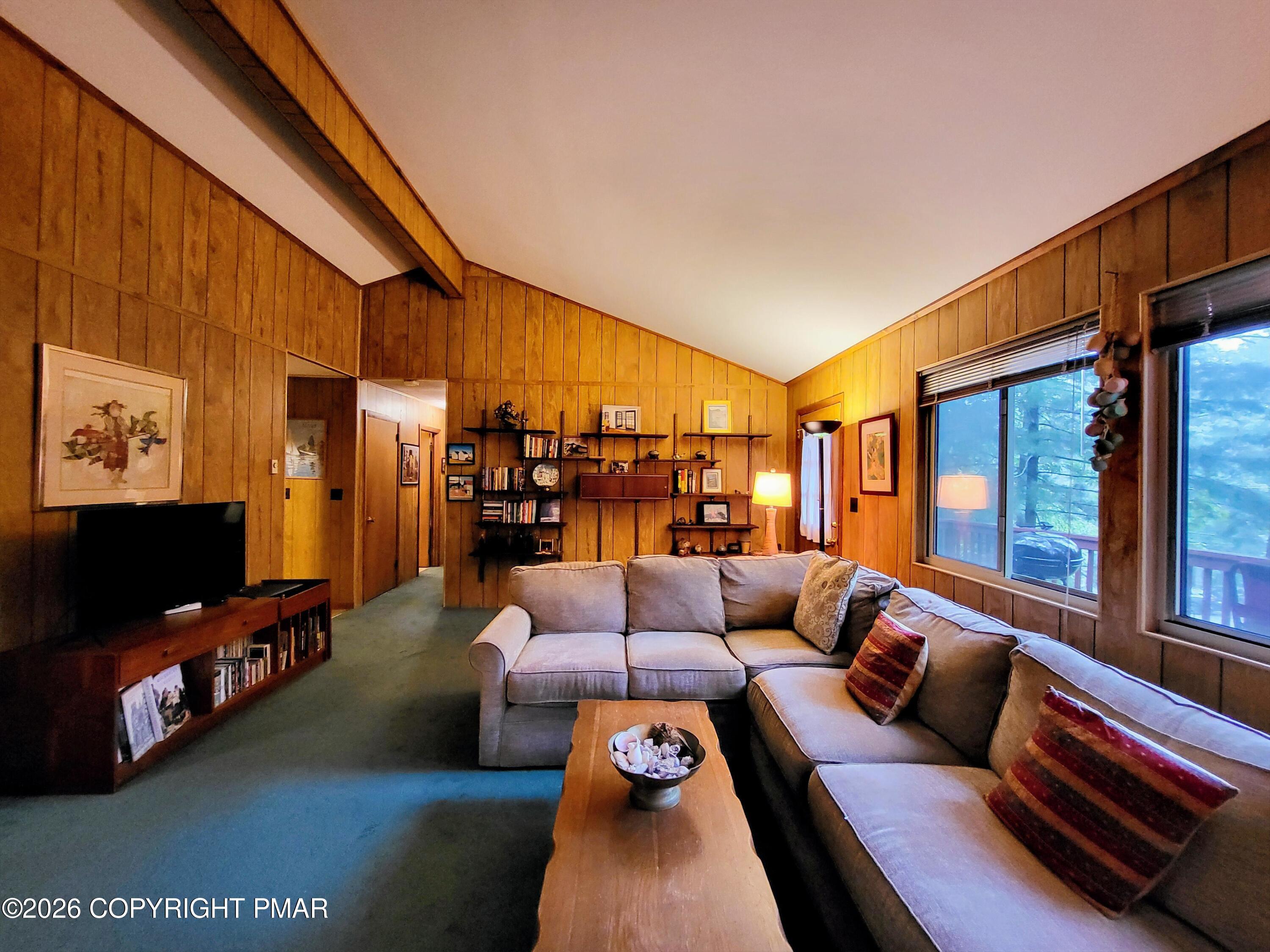 257 Saunders Drive Property Photo 15