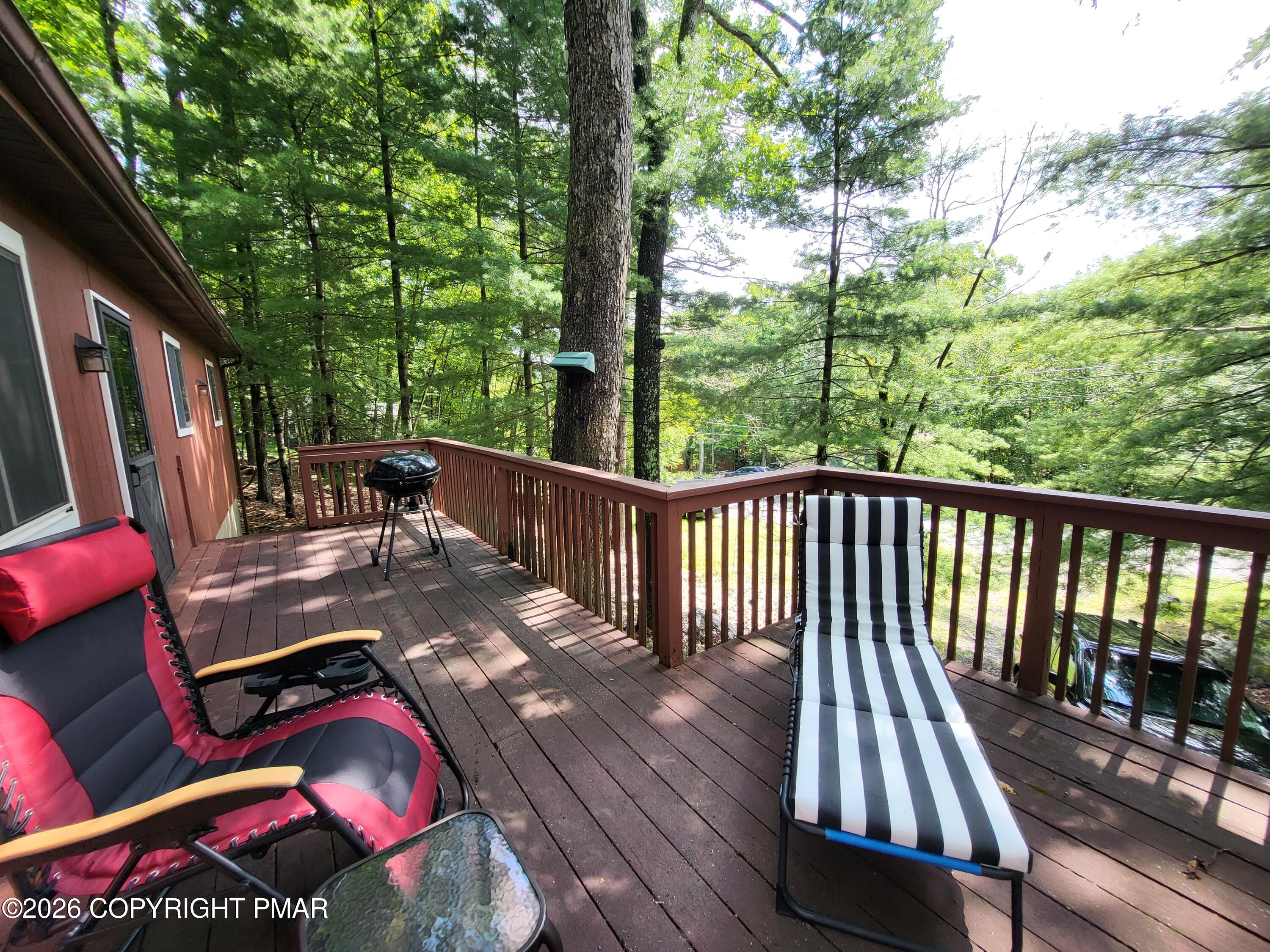257 Saunders Drive Property Photo 28