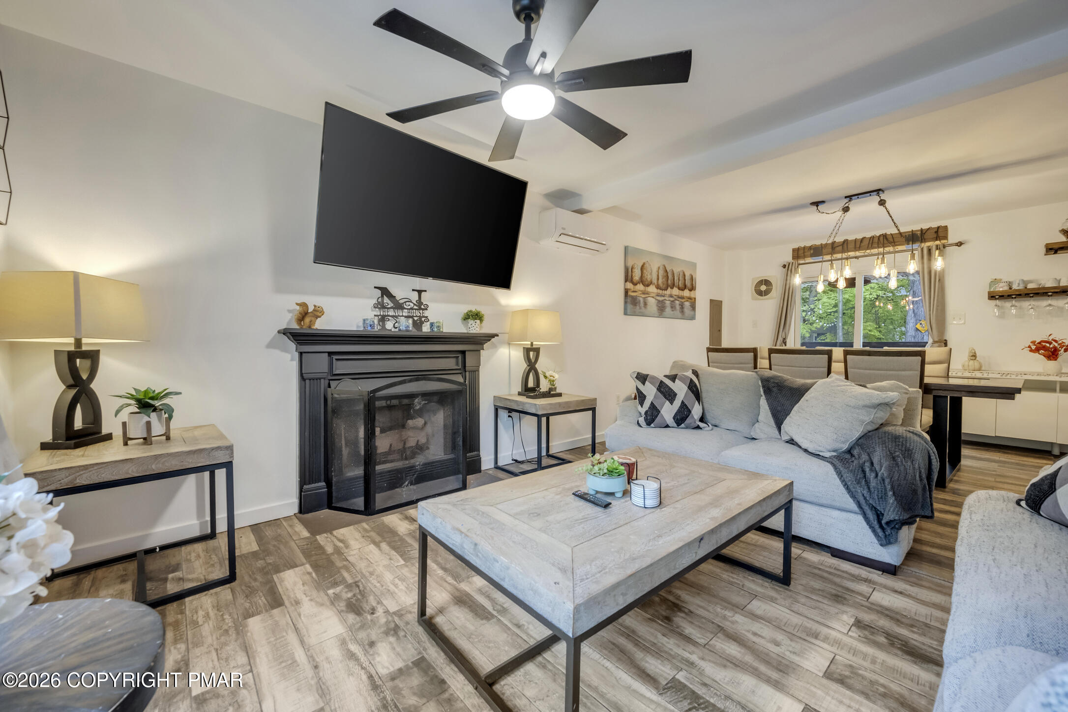 7430 Ventnor Drive Property Photo 6