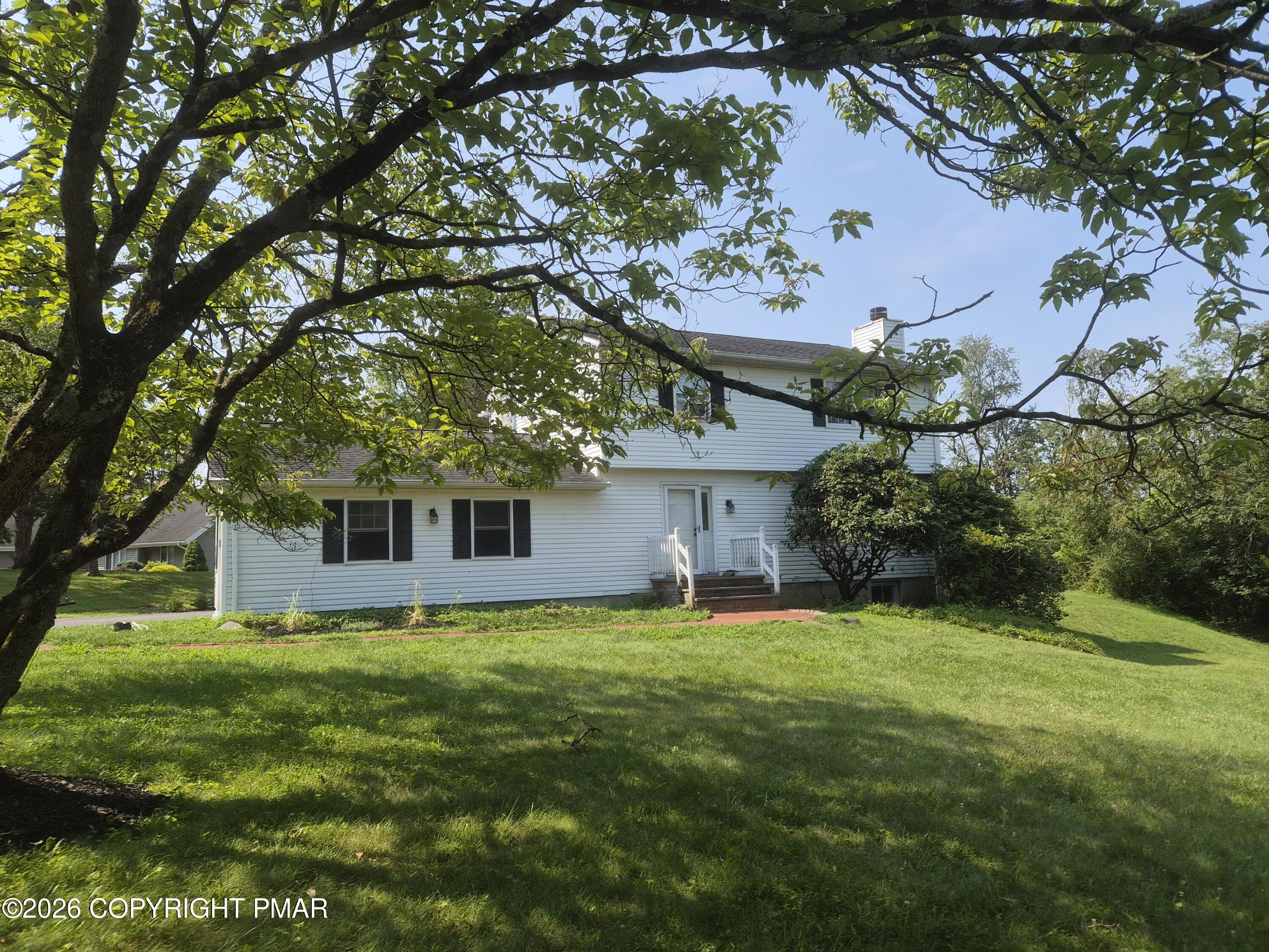 16 Spring Lake Drive