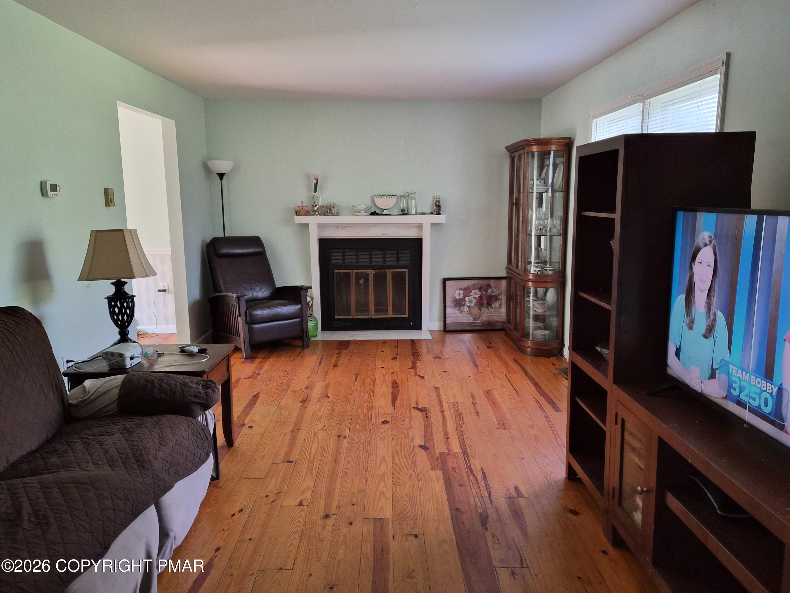 16 Spring Lake Drive Property Photo 3
