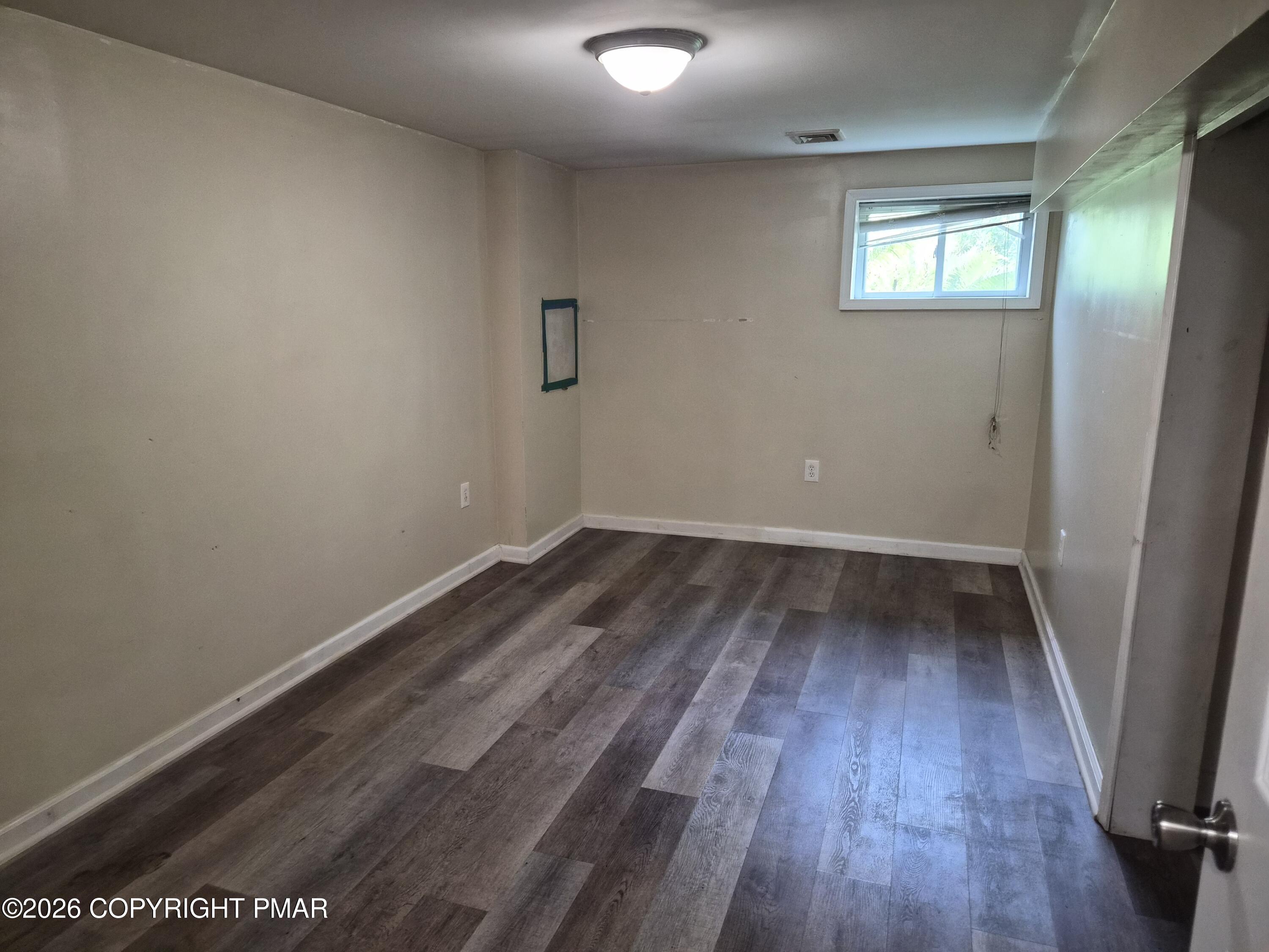 16 Spring Lake Drive Property Photo 33