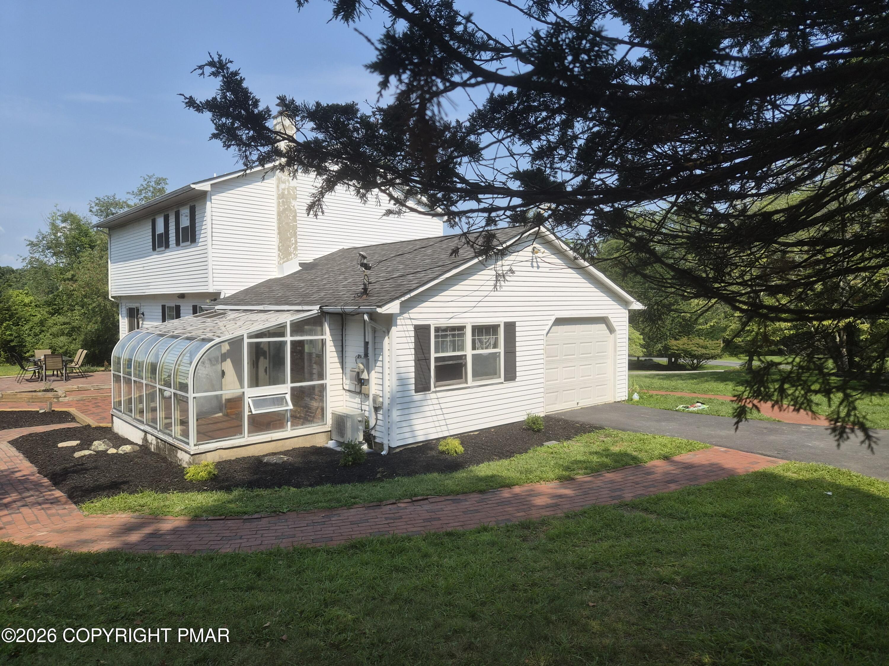 16 Spring Lake Drive Property Photo 39