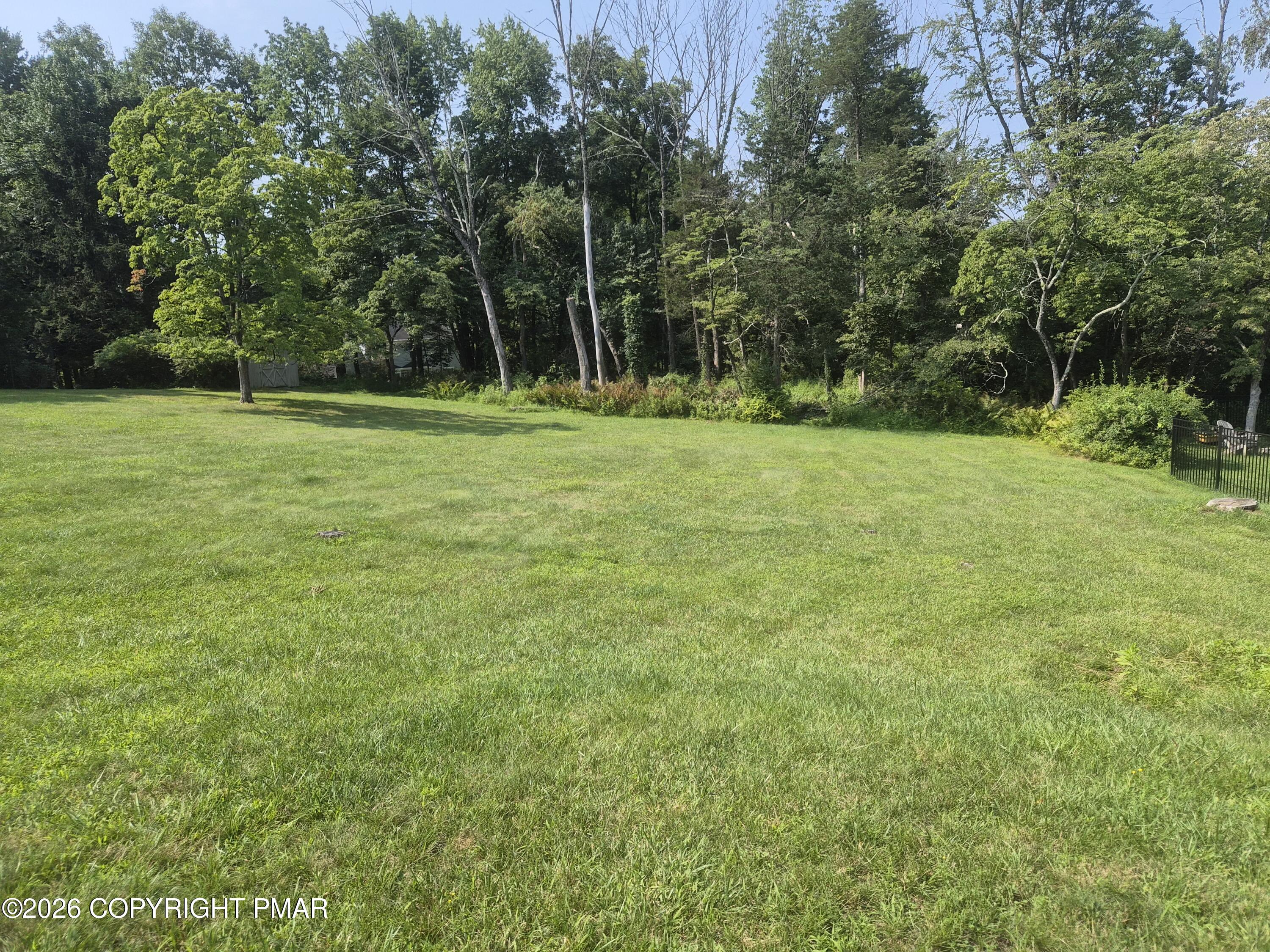 16 Spring Lake Drive Property Photo 40