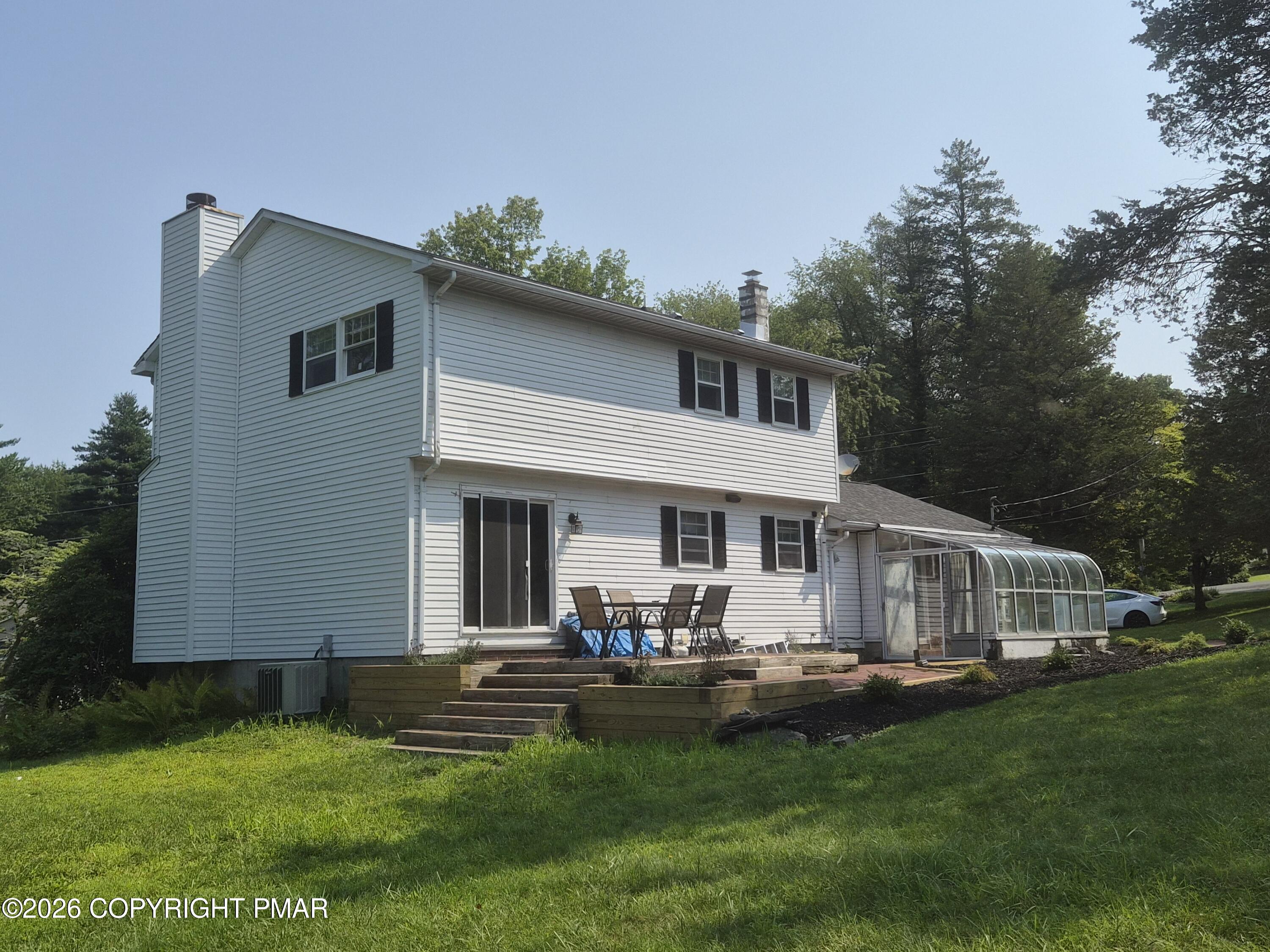16 Spring Lake Drive Property Photo 42