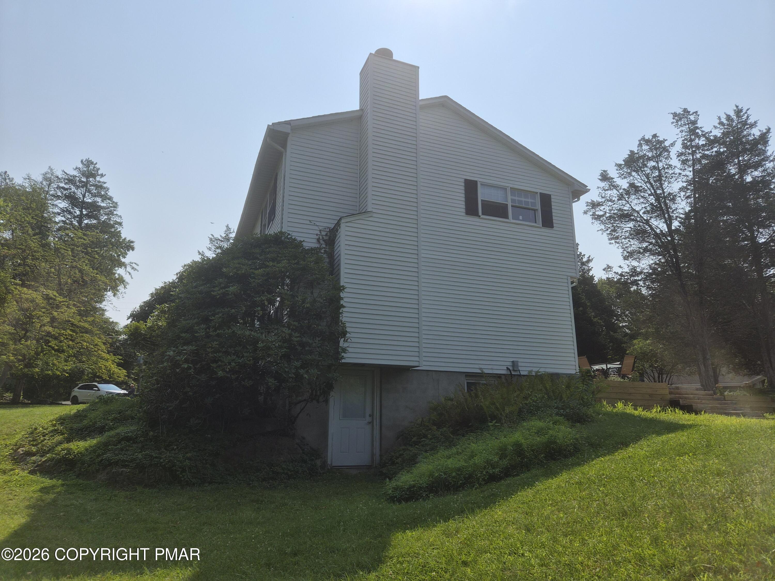 16 Spring Lake Drive Property Photo 43