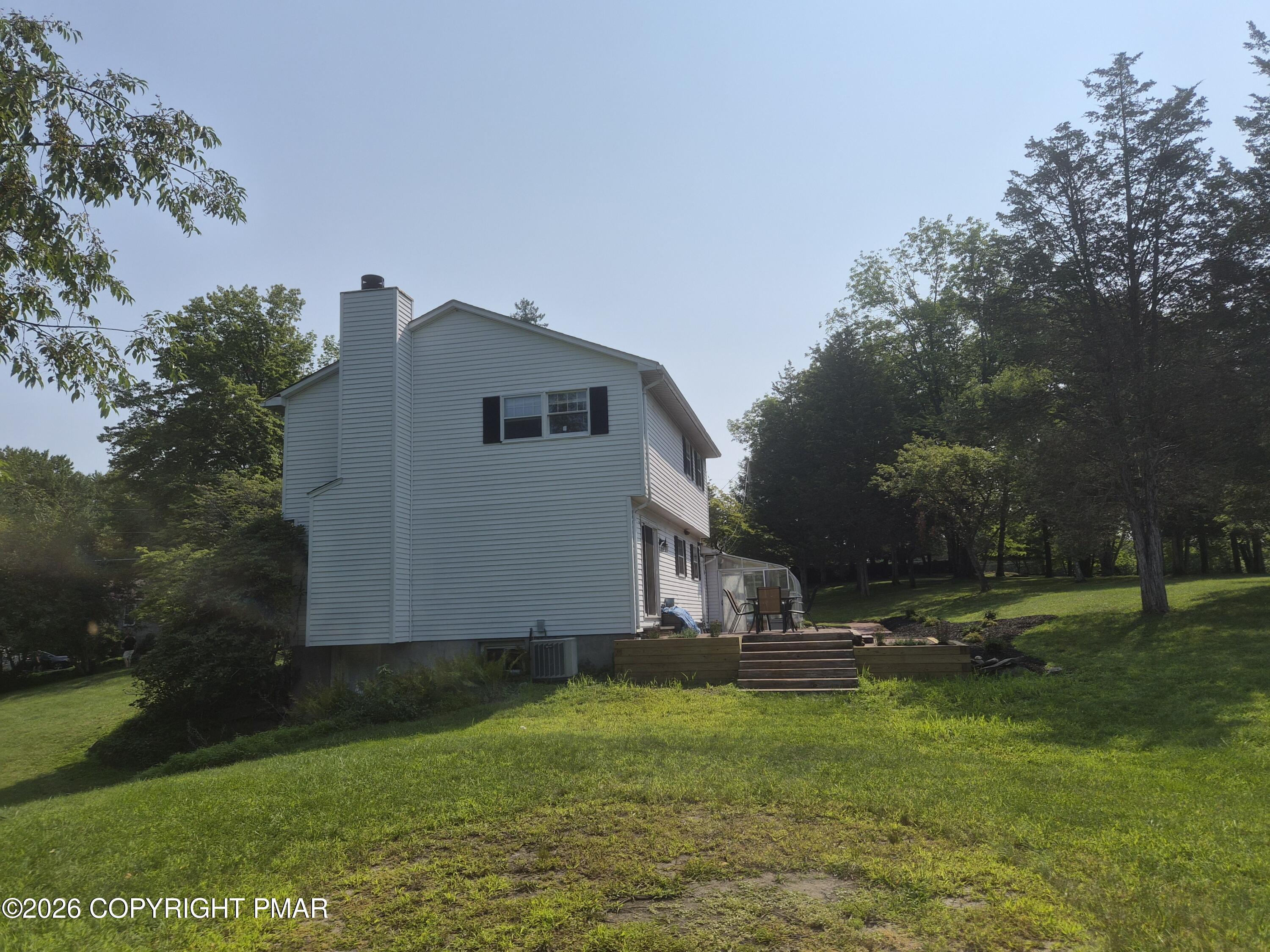 16 Spring Lake Drive Property Photo 44